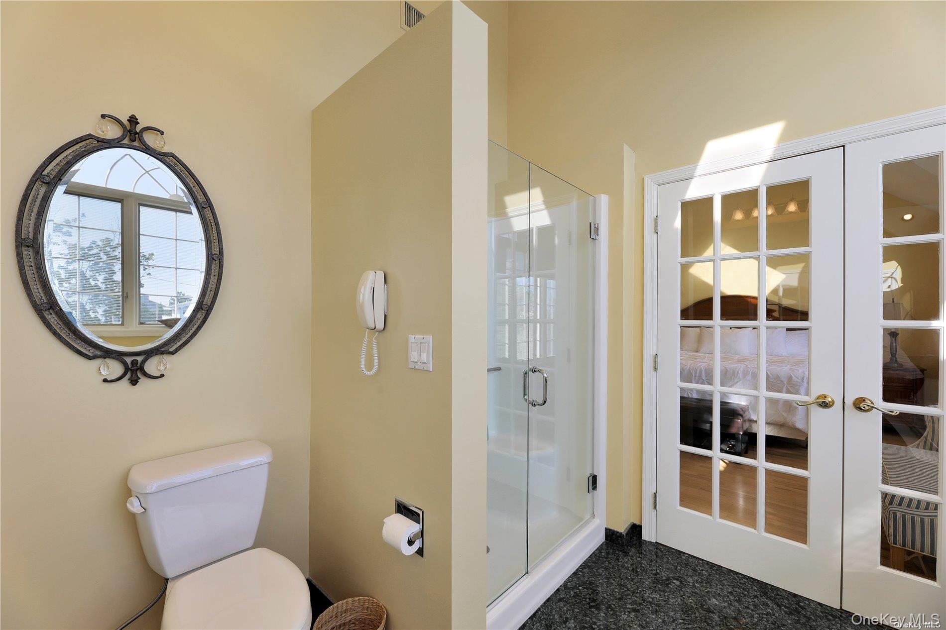 2 Bayview Road, Remsenburg, NY 11960