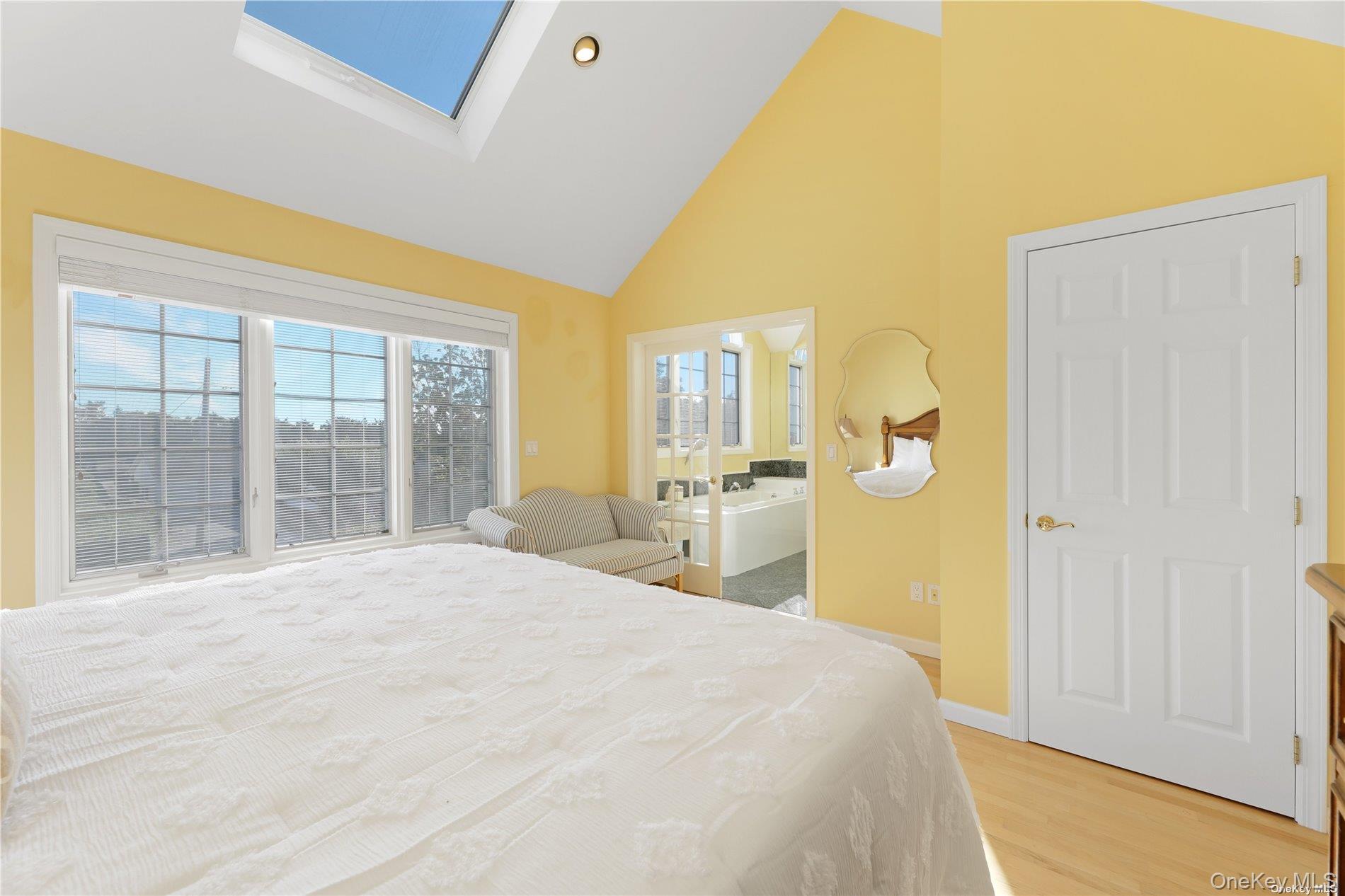 2 Bayview Road, Remsenburg, NY 11960