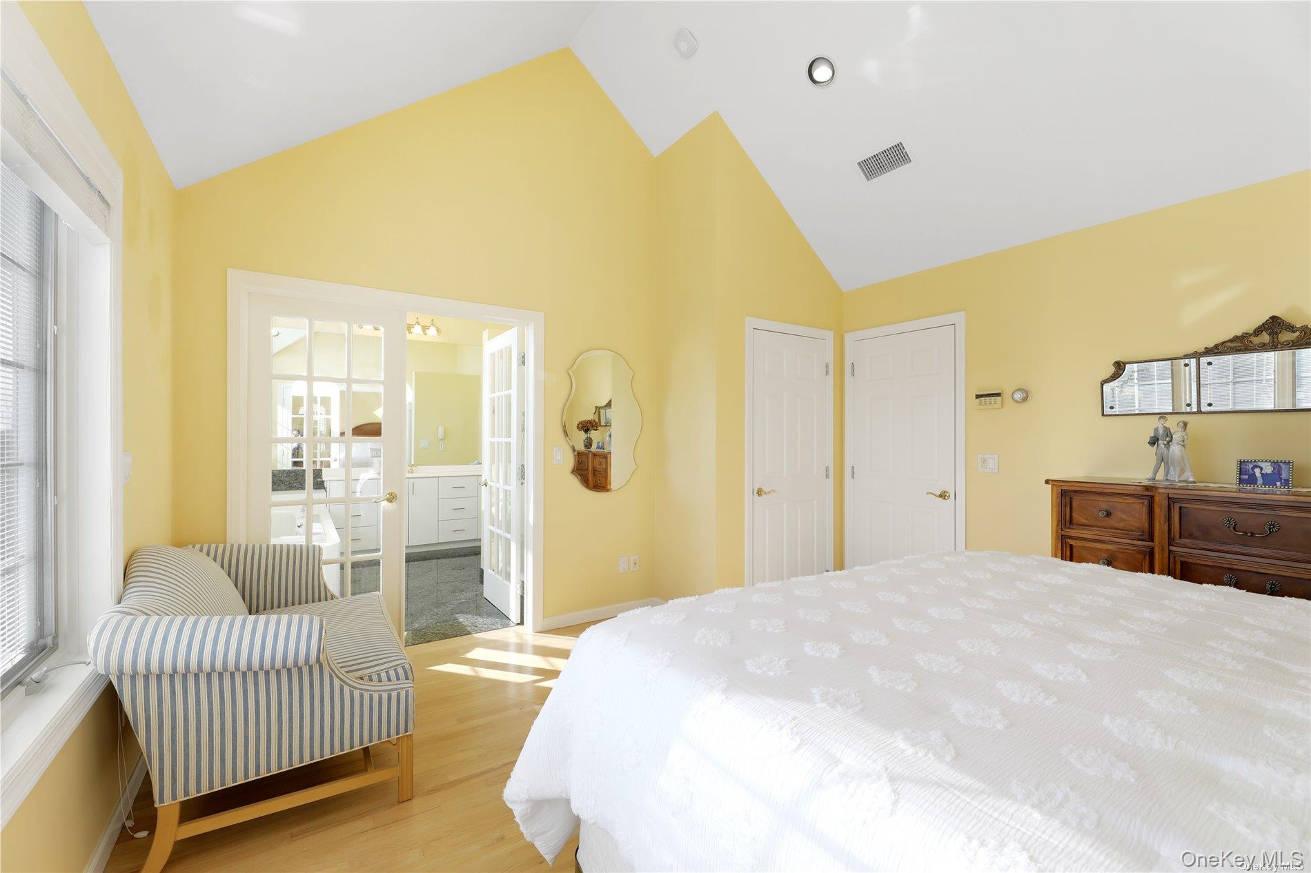 2 Bayview Road, Remsenburg, NY 11960