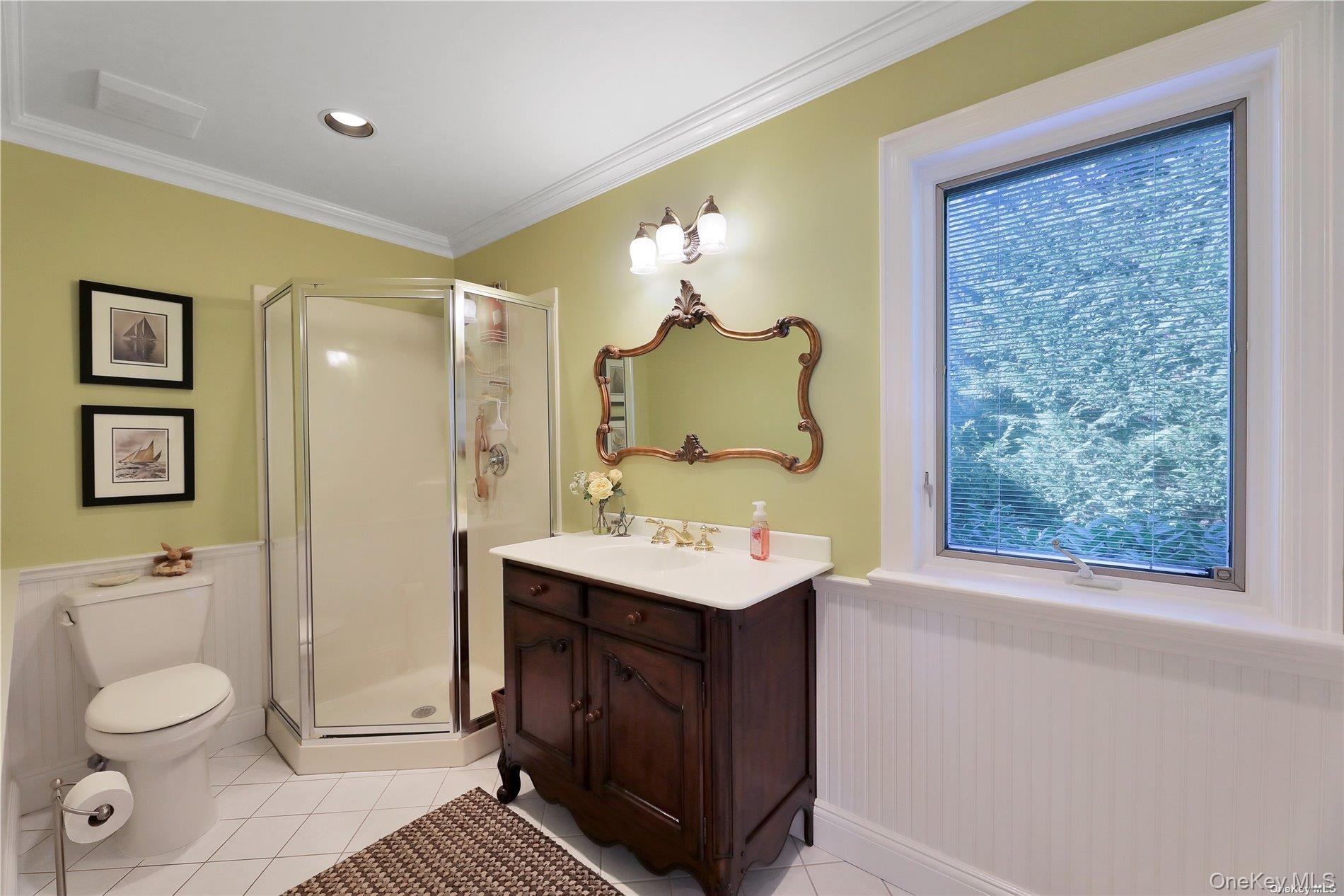 2 Bayview Road, Remsenburg, NY 11960