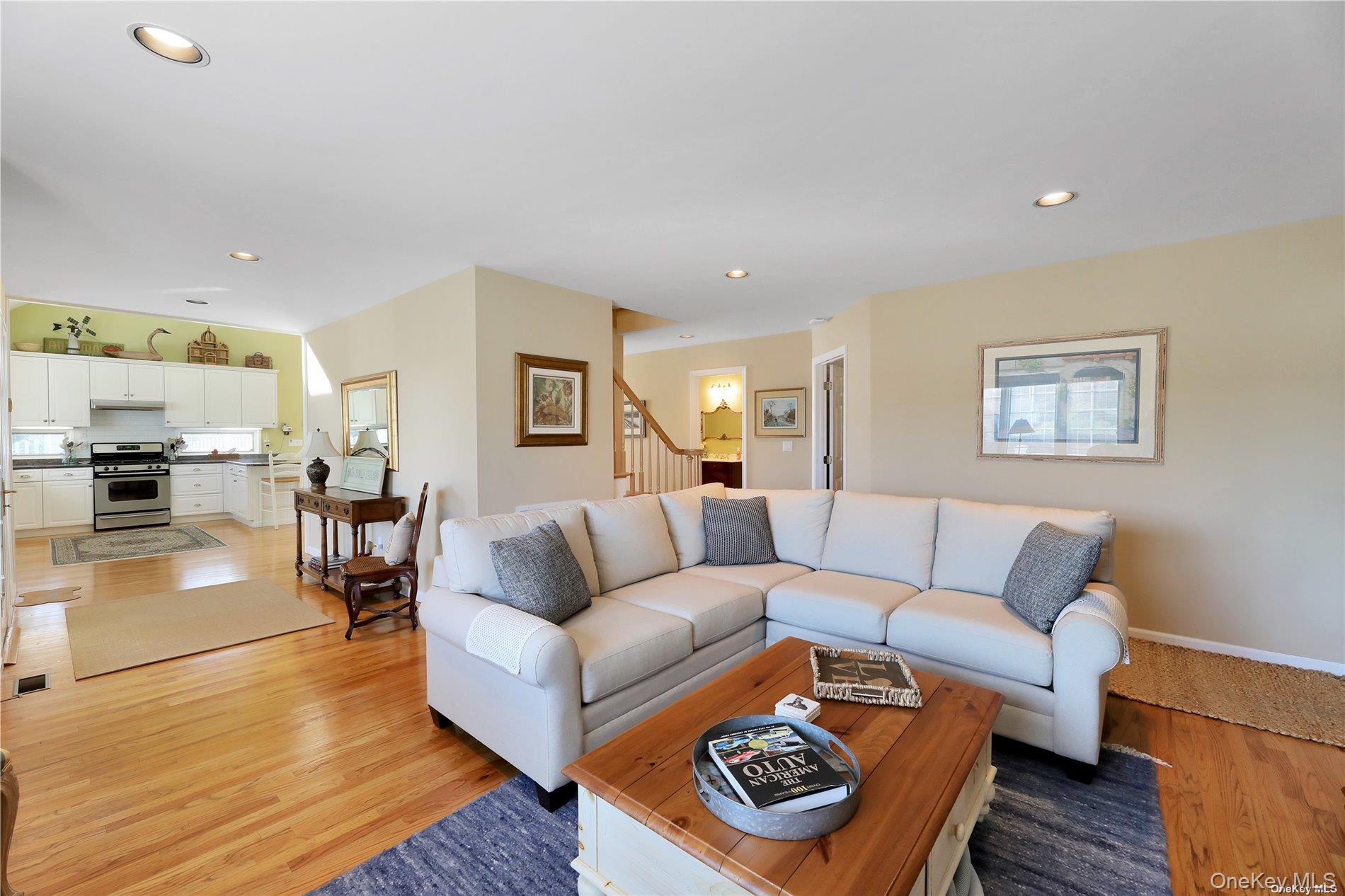 2 Bayview Road, Remsenburg, NY 11960