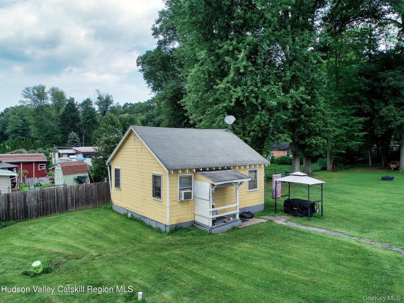 181 Glenerie Boulevard, Lake Katrine, NY 12477