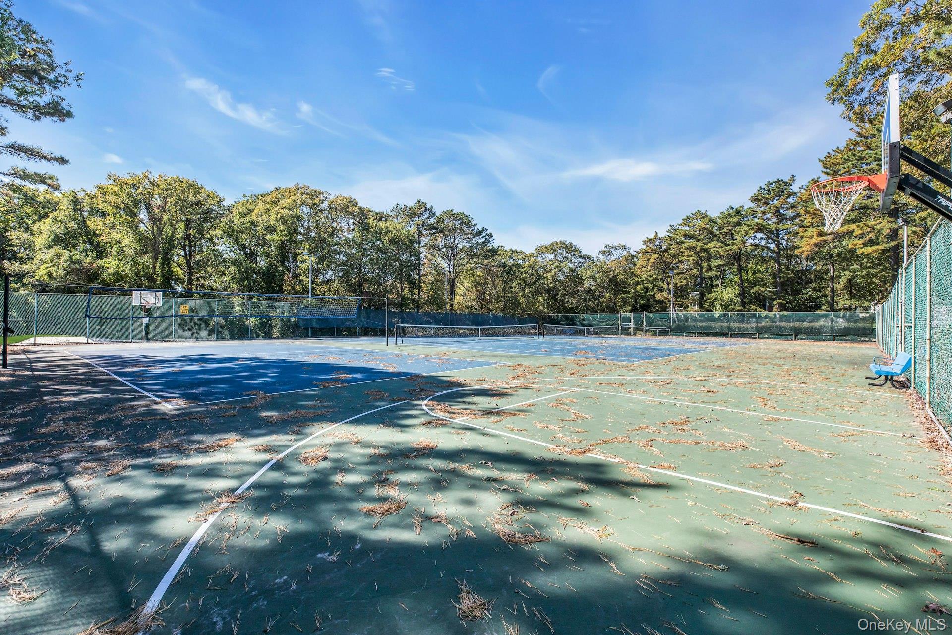 634 W End Drive, Medford, NY 11763