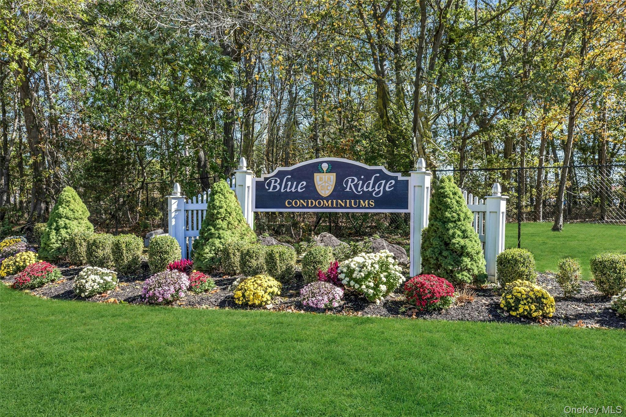 634 W End Drive, Medford, NY 11763