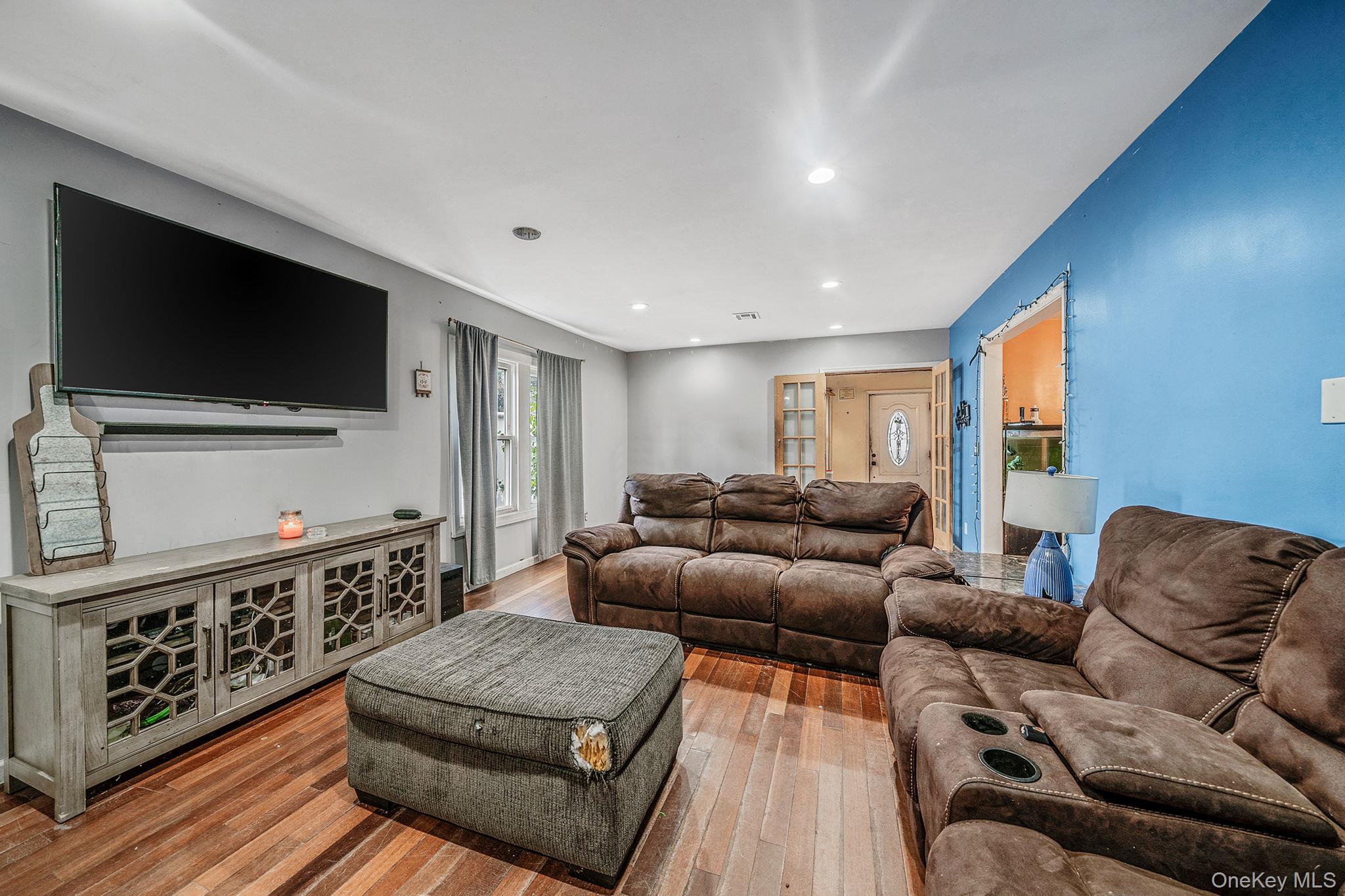 70 Robert Street, Patchogue, NY 11772