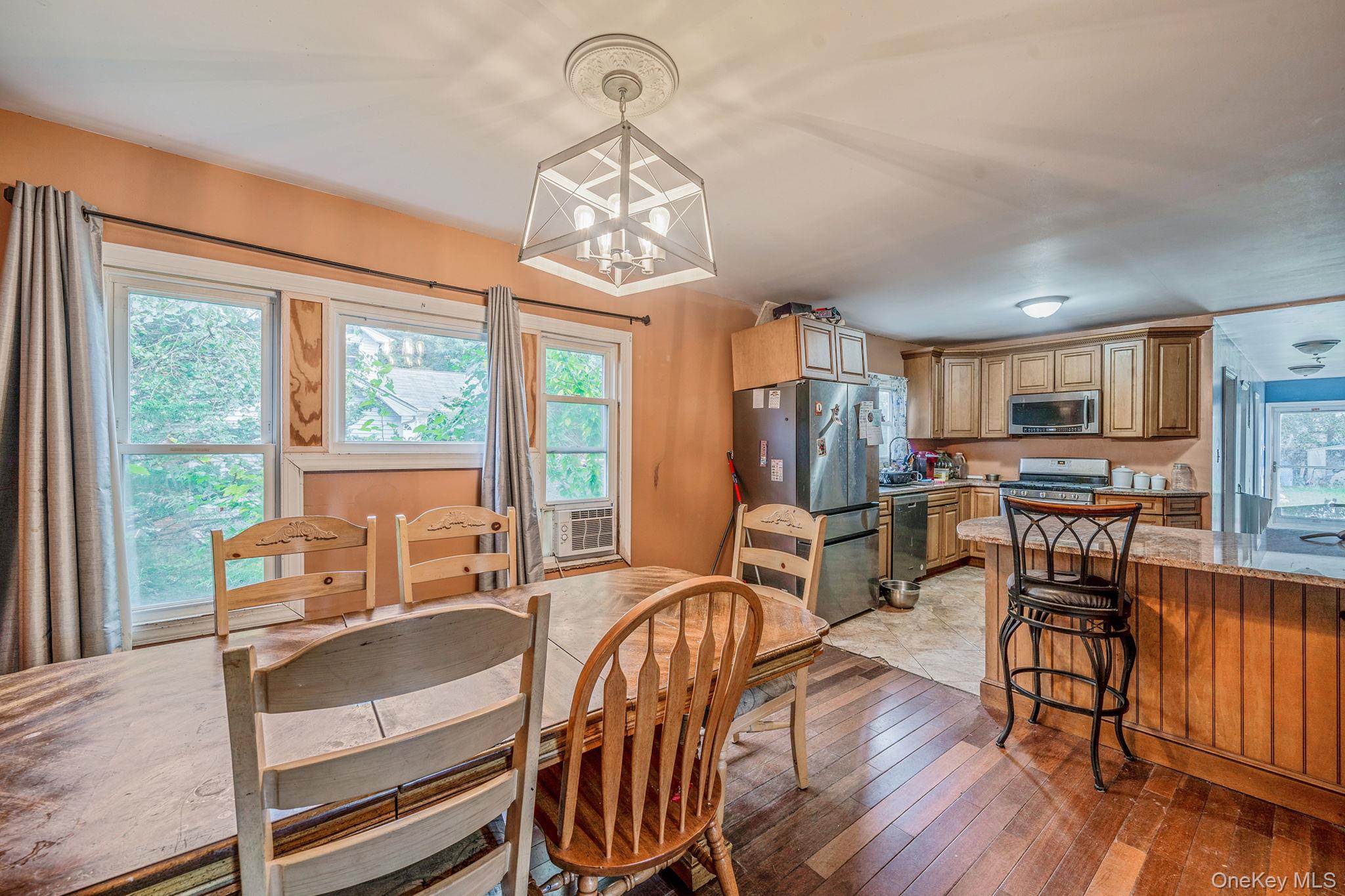 70 Robert Street, Patchogue, NY 11772