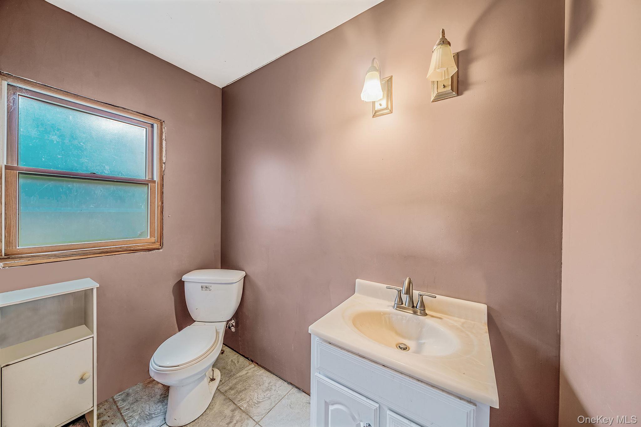 70 Robert Street, Patchogue, NY 11772