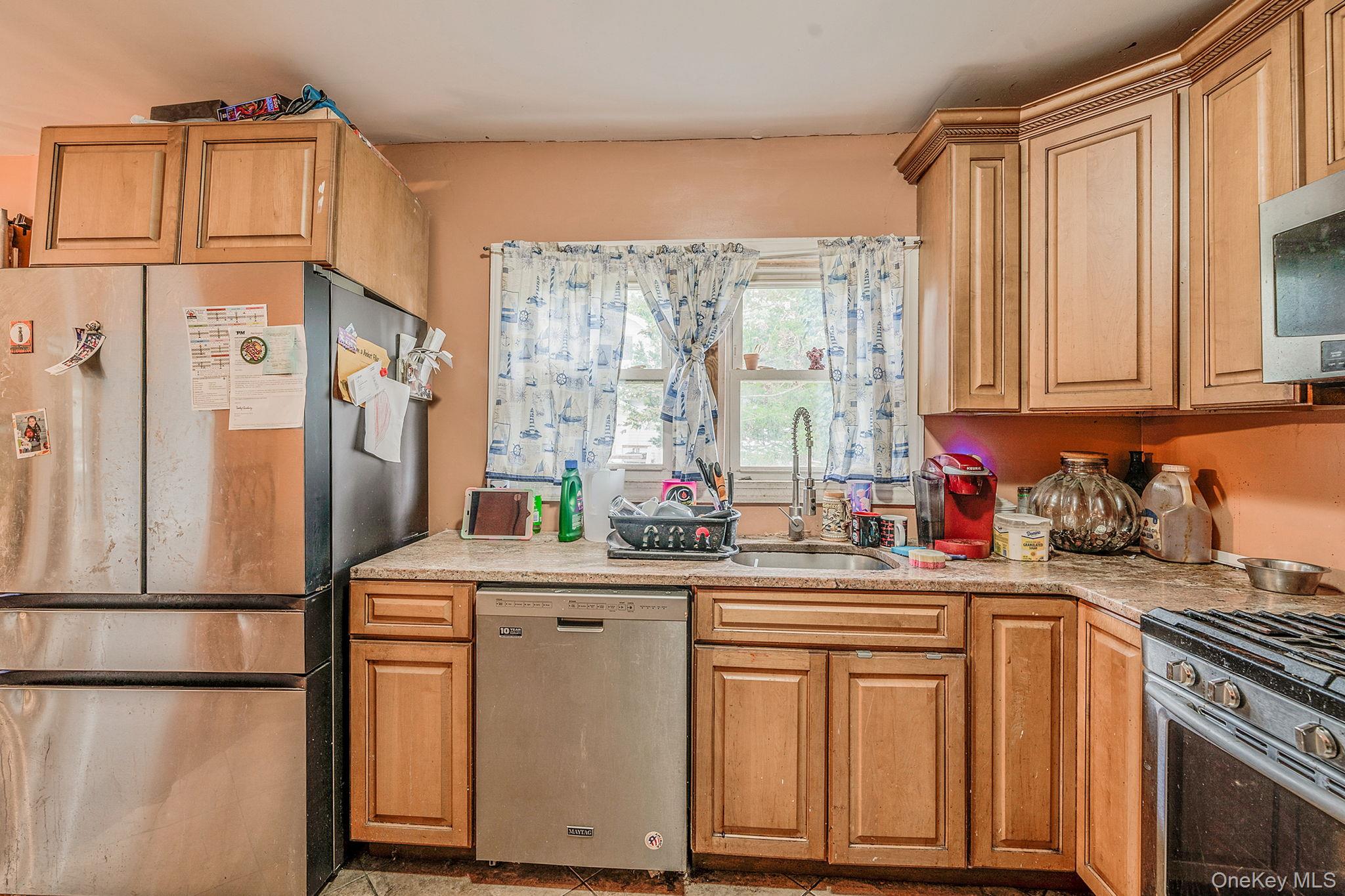 70 Robert Street, Patchogue, NY 11772