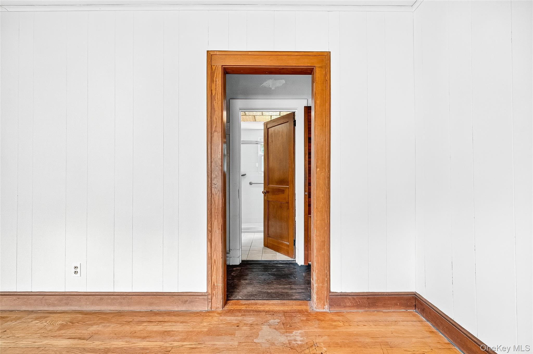 18 Oakwood Road, Bardonia, NY 10954