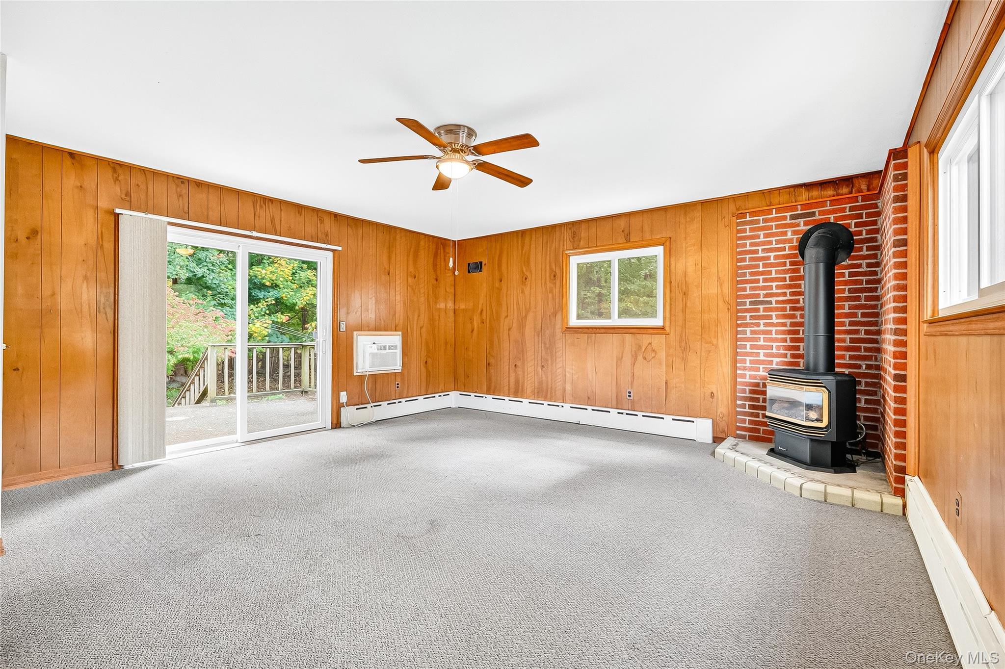 18 Oakwood Road, Bardonia, NY 10954