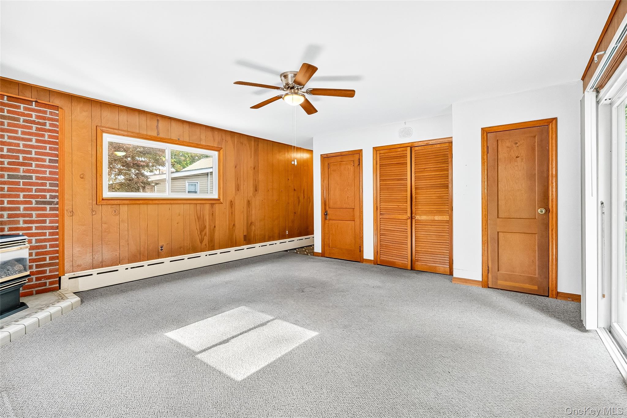 18 Oakwood Road, Bardonia, NY 10954