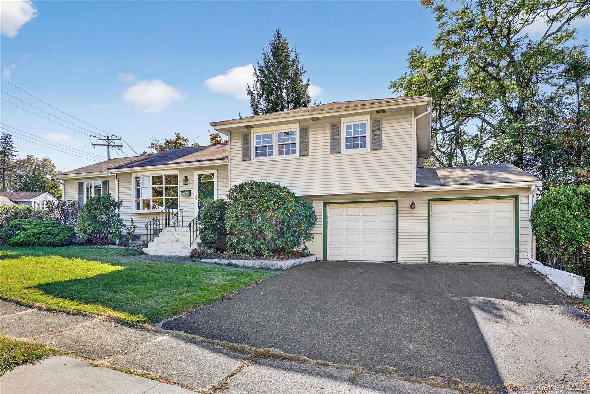 23 Maplewood Boulevard, Suffern, NY 10901