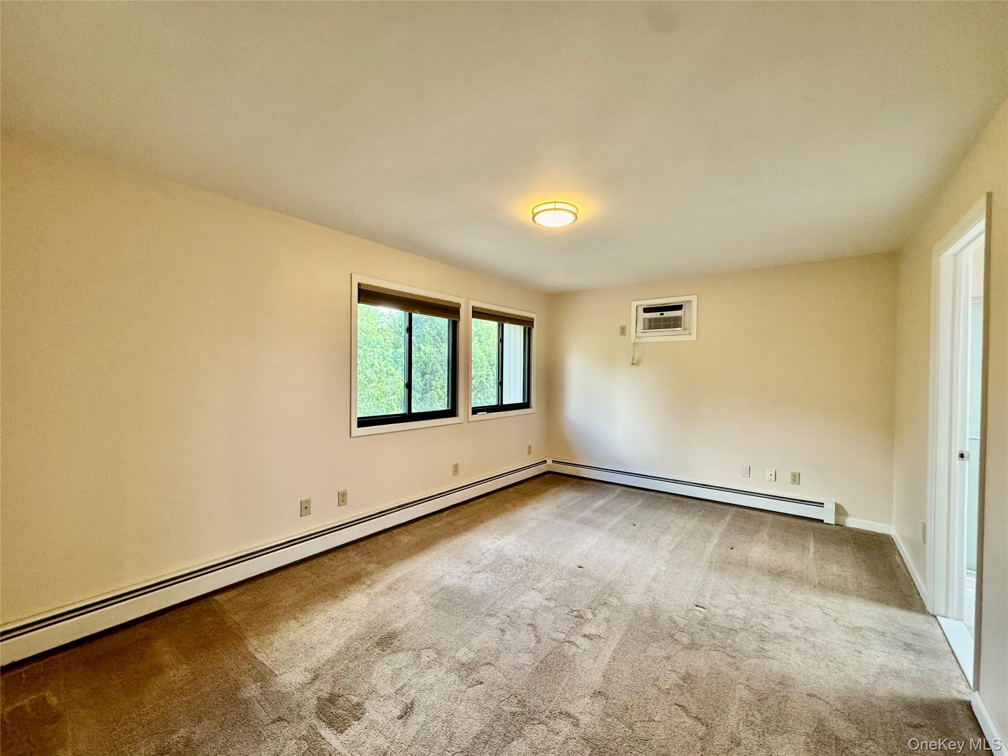 8 Ebury, Middletown, NY 10940