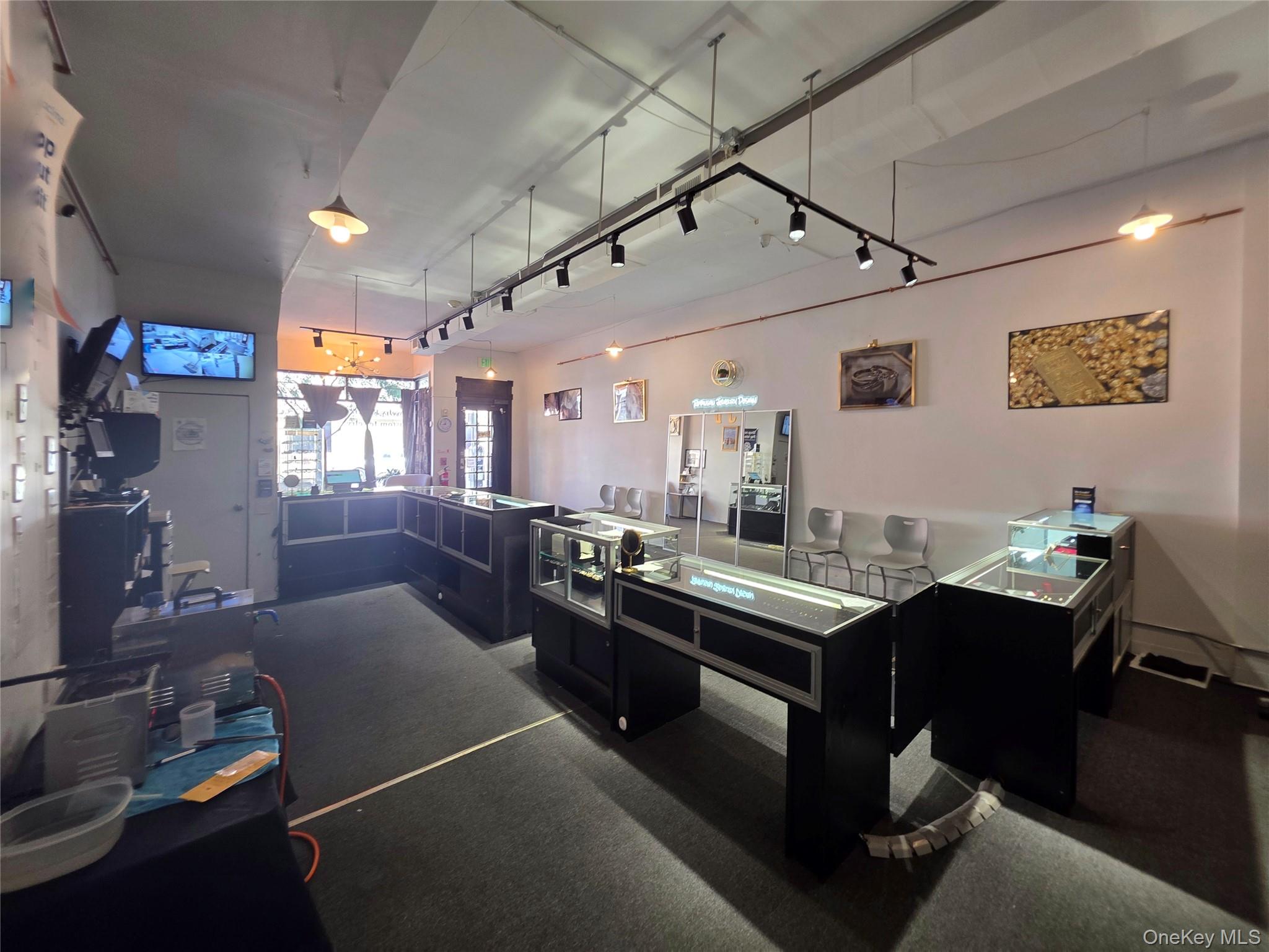 328-330 Main Street, Poughkeepsie, NY 12601