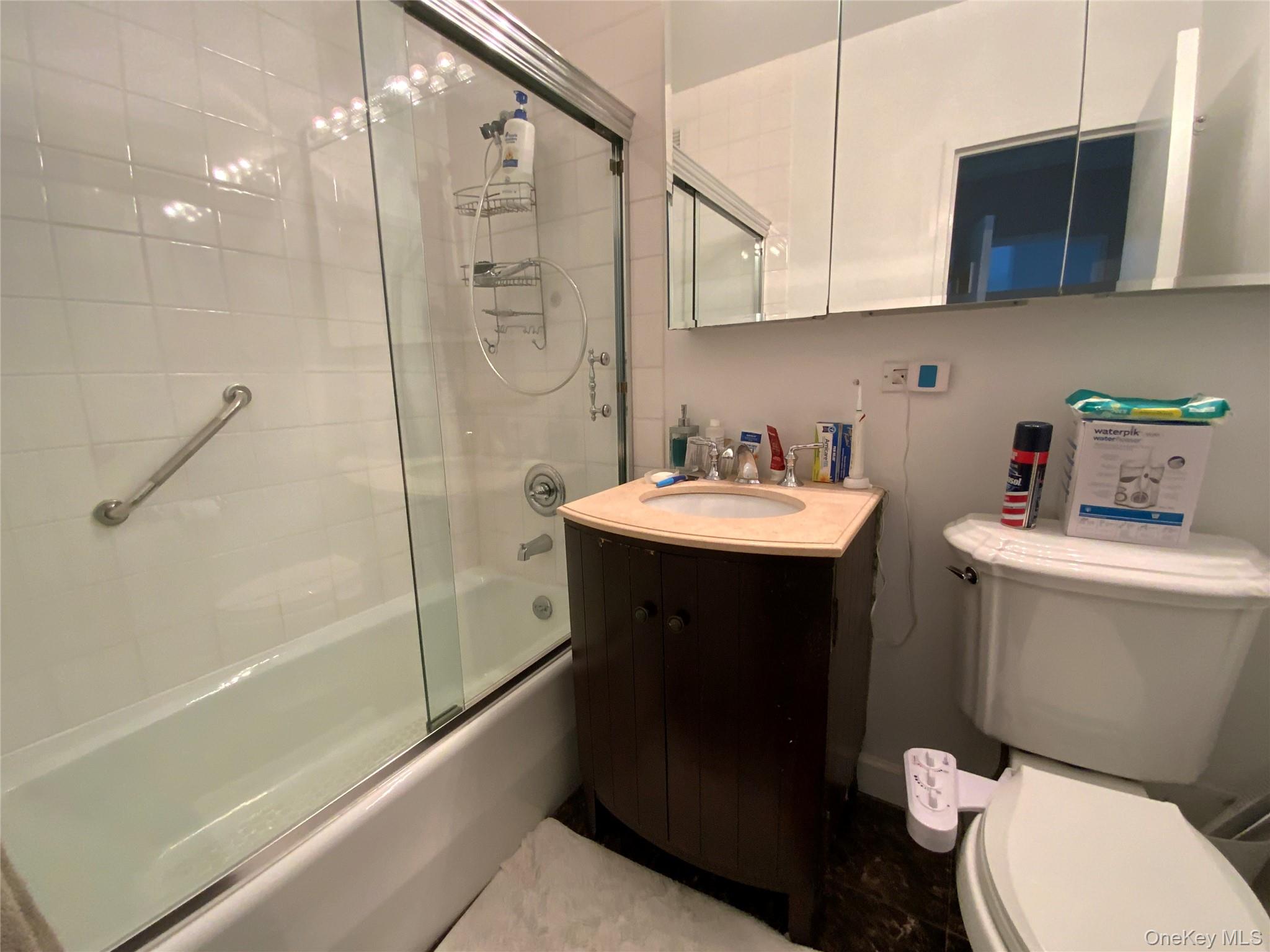 27010 Grand Central Parkway # 8H, Floral Park, NY 11005