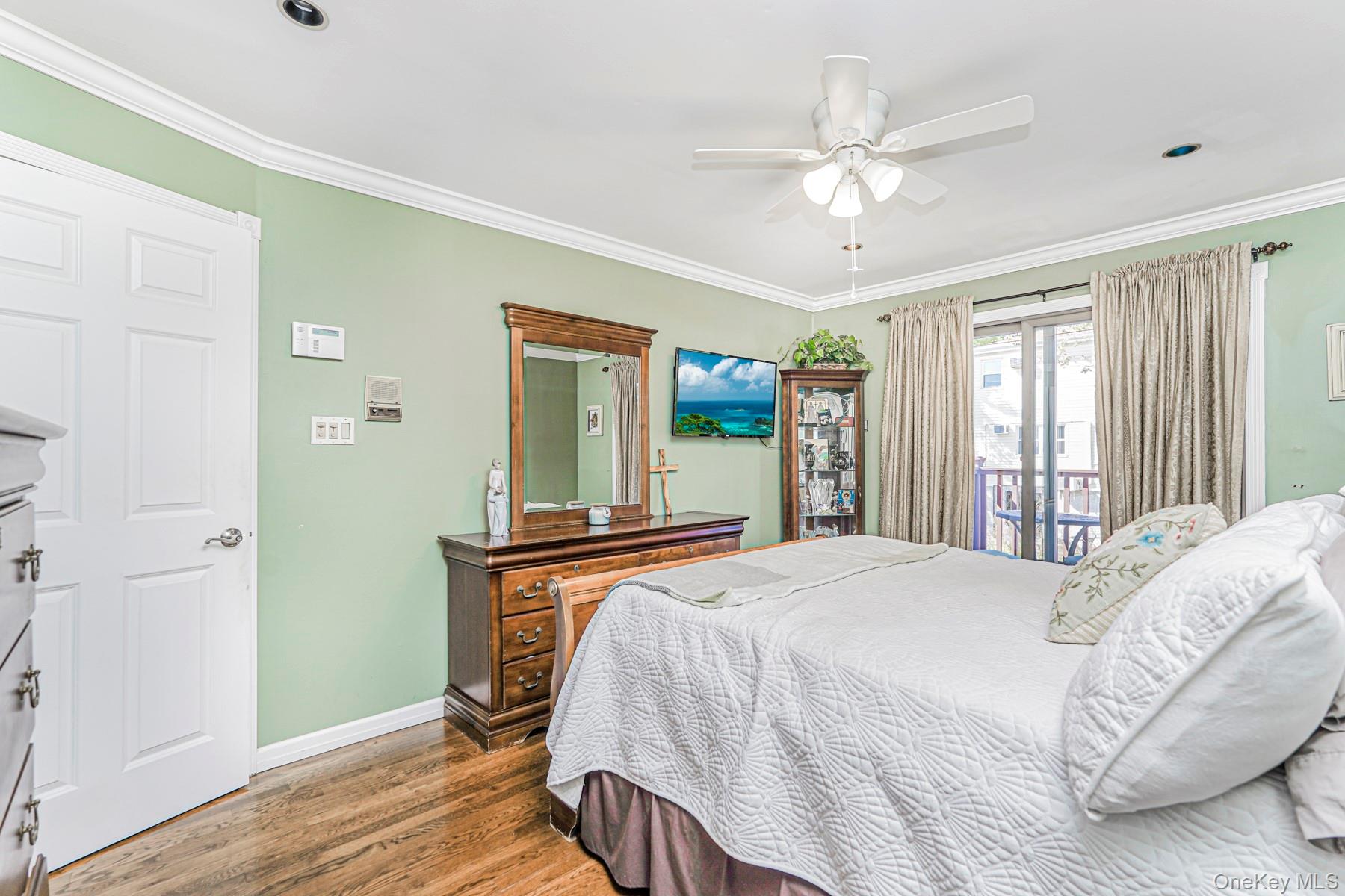 244 Woehrle Avenue, Staten Island, NY 10312