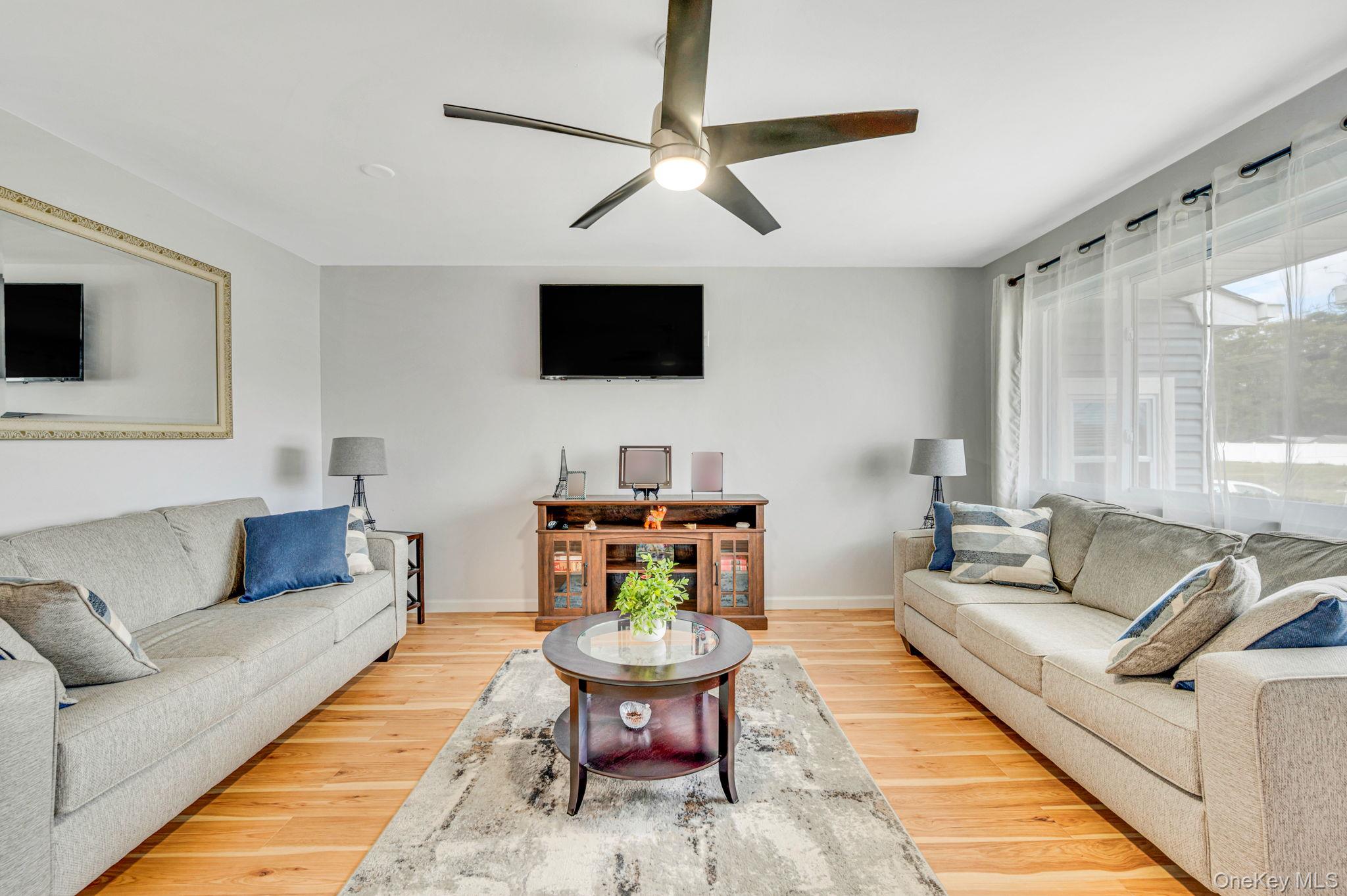 21 Francisco Avenue, Central Islip, NY 11722