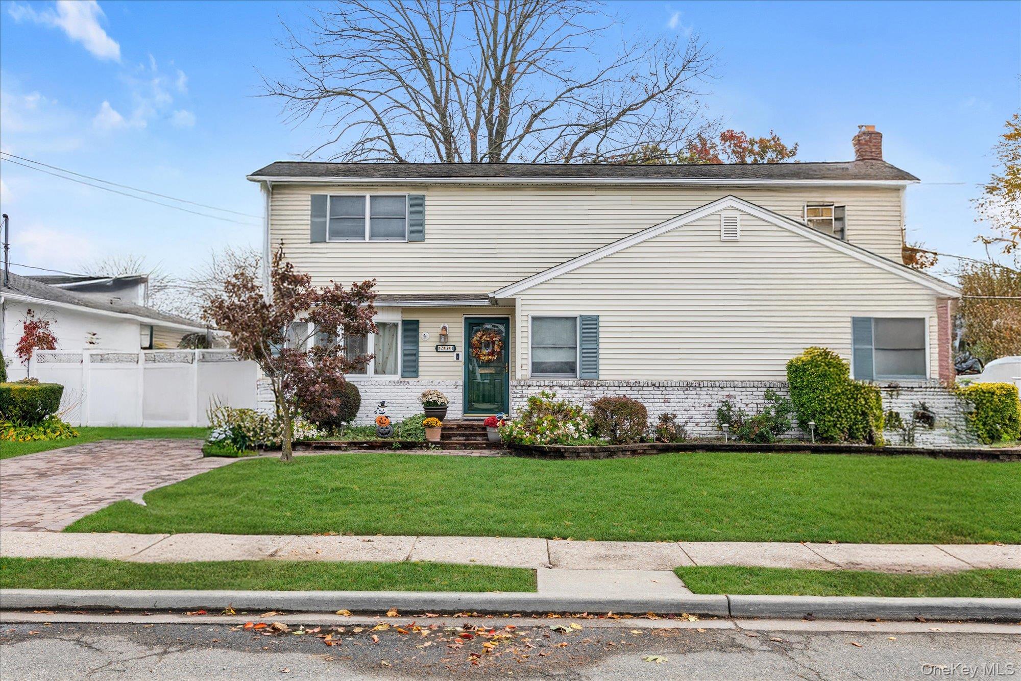 231 Dogwood Avenue, West Hempstead, NY 11552