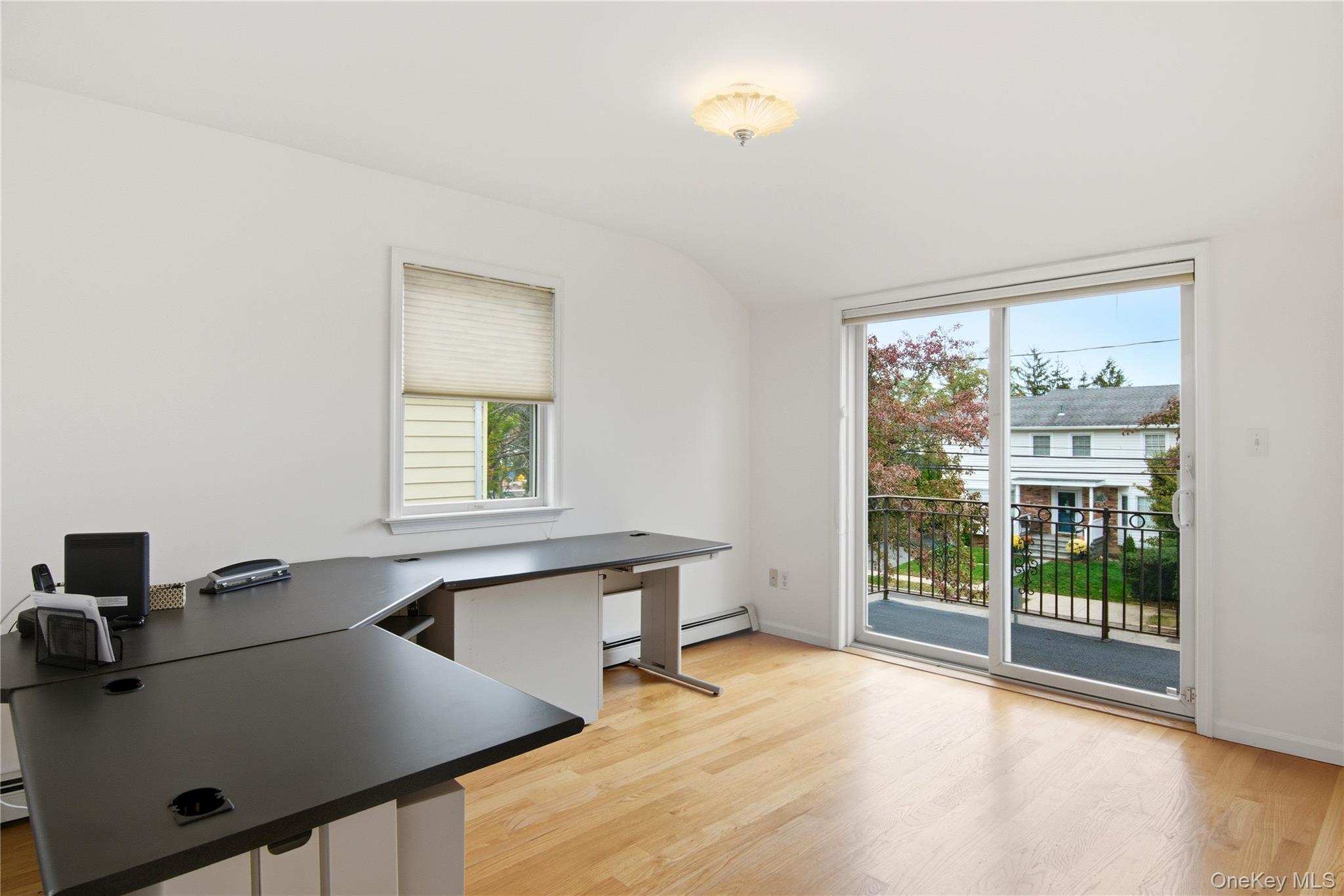 17 Highland Terrace, Manhasset, NY 11030