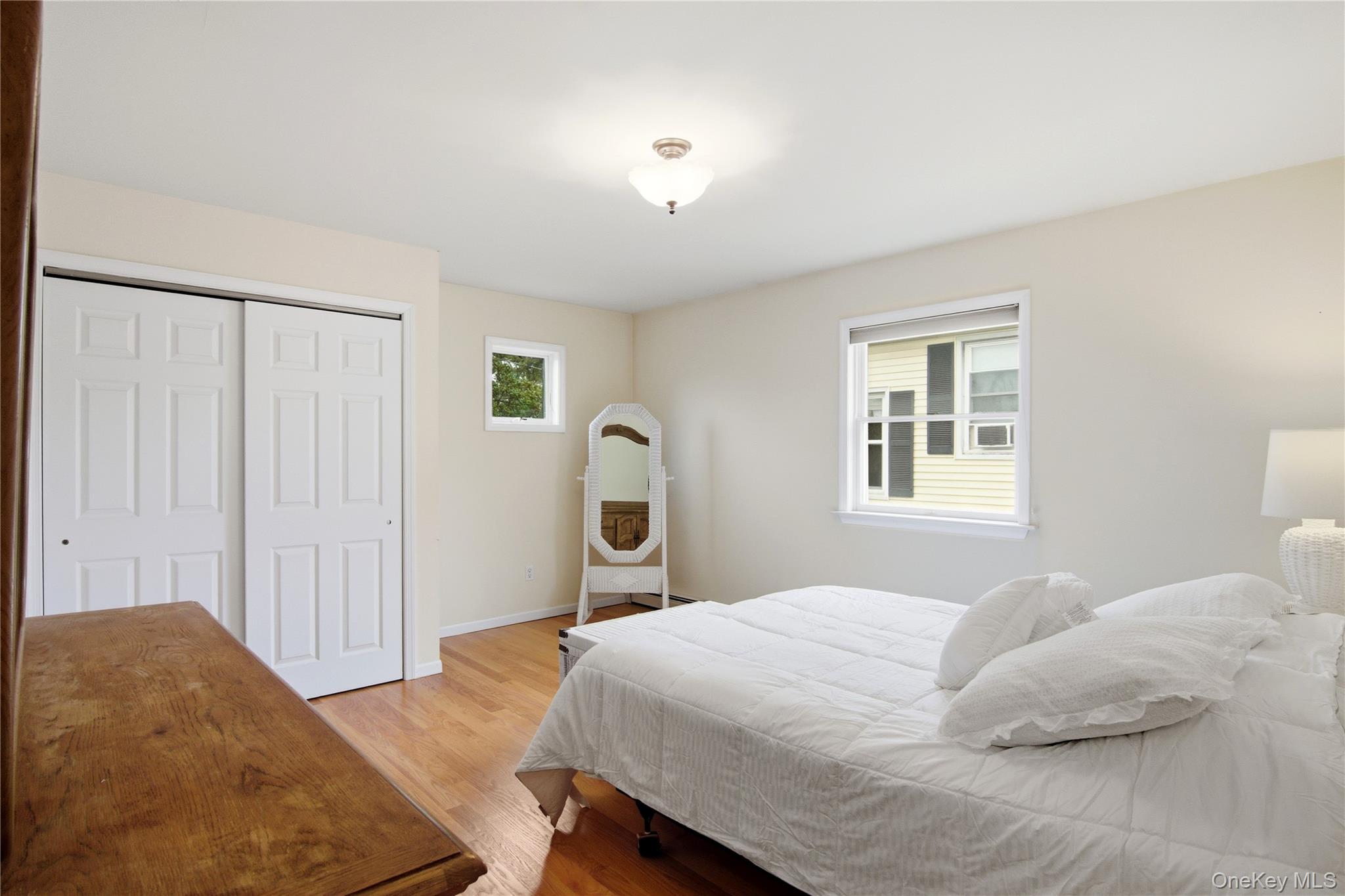 17 Highland Terrace, Manhasset, NY 11030