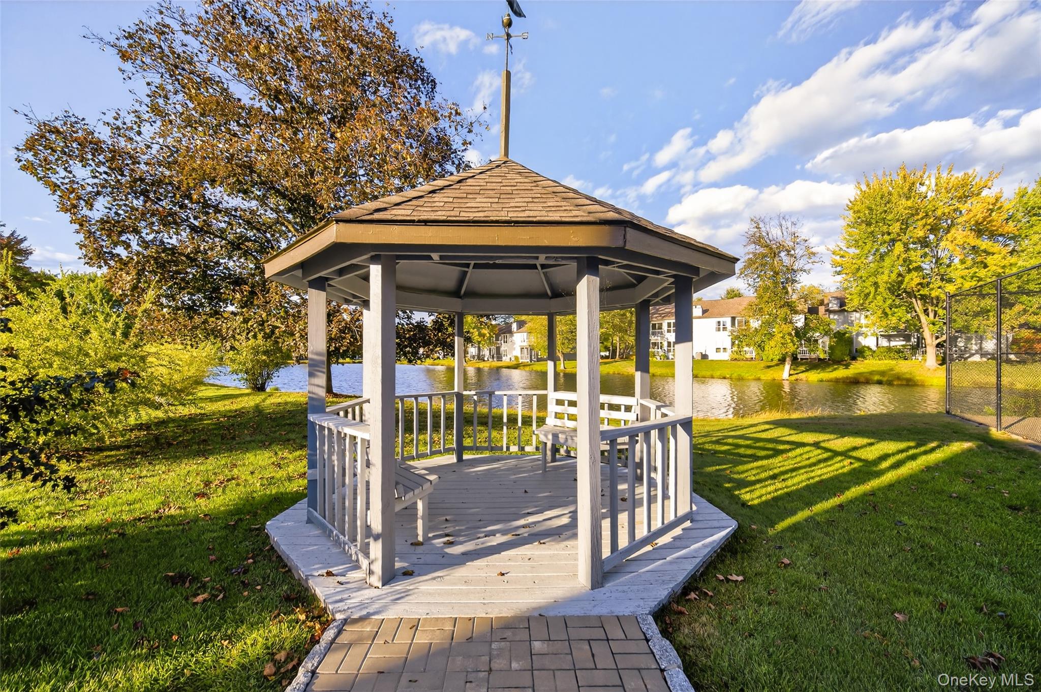 23 Pond Drive E, Rhinebeck, NY 12572