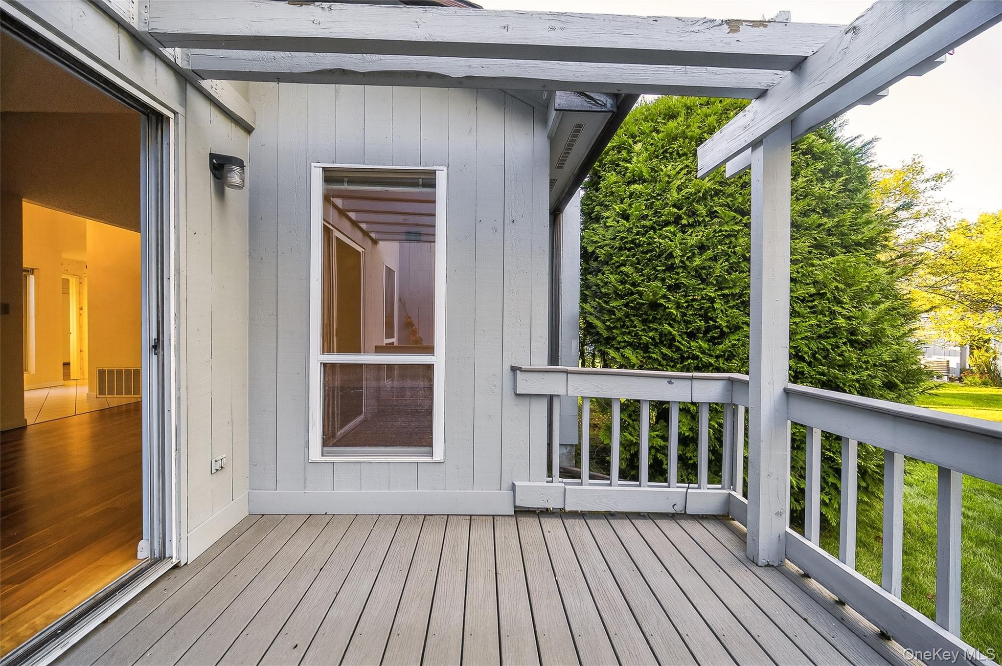 23 Pond Drive E, Rhinebeck, NY 12572