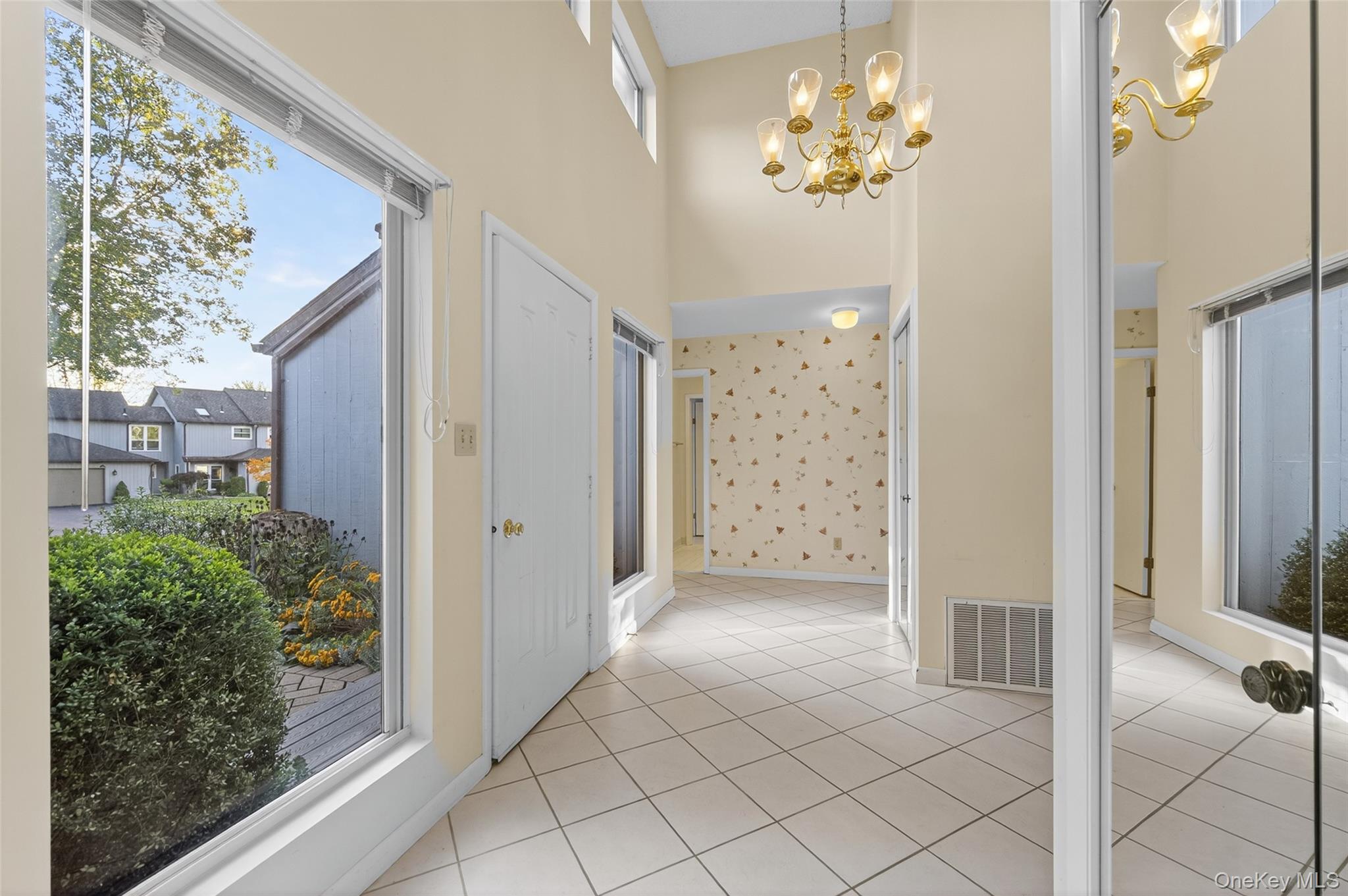 23 Pond Drive E, Rhinebeck, NY 12572