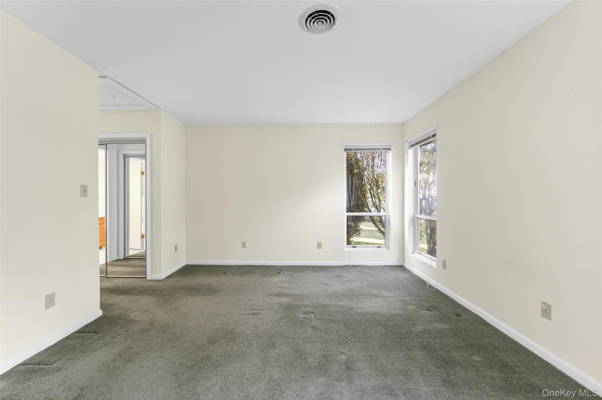 23 Pond Drive E, Rhinebeck, NY 12572