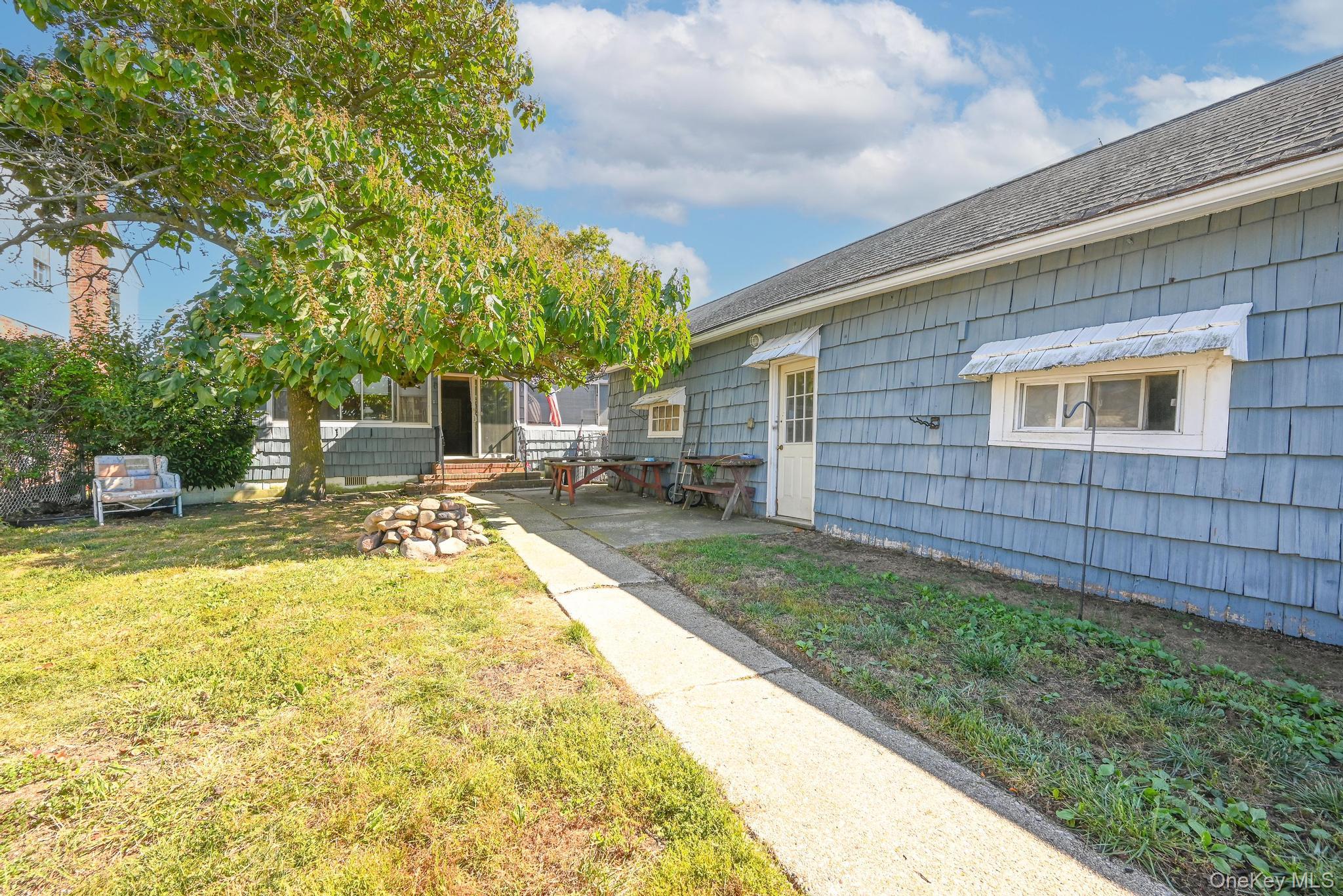 870 Guy Lombardo Avenue, Freeport, NY 11520