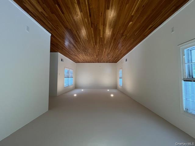 10 Inwood Road # B, Port Washington, NY 11050