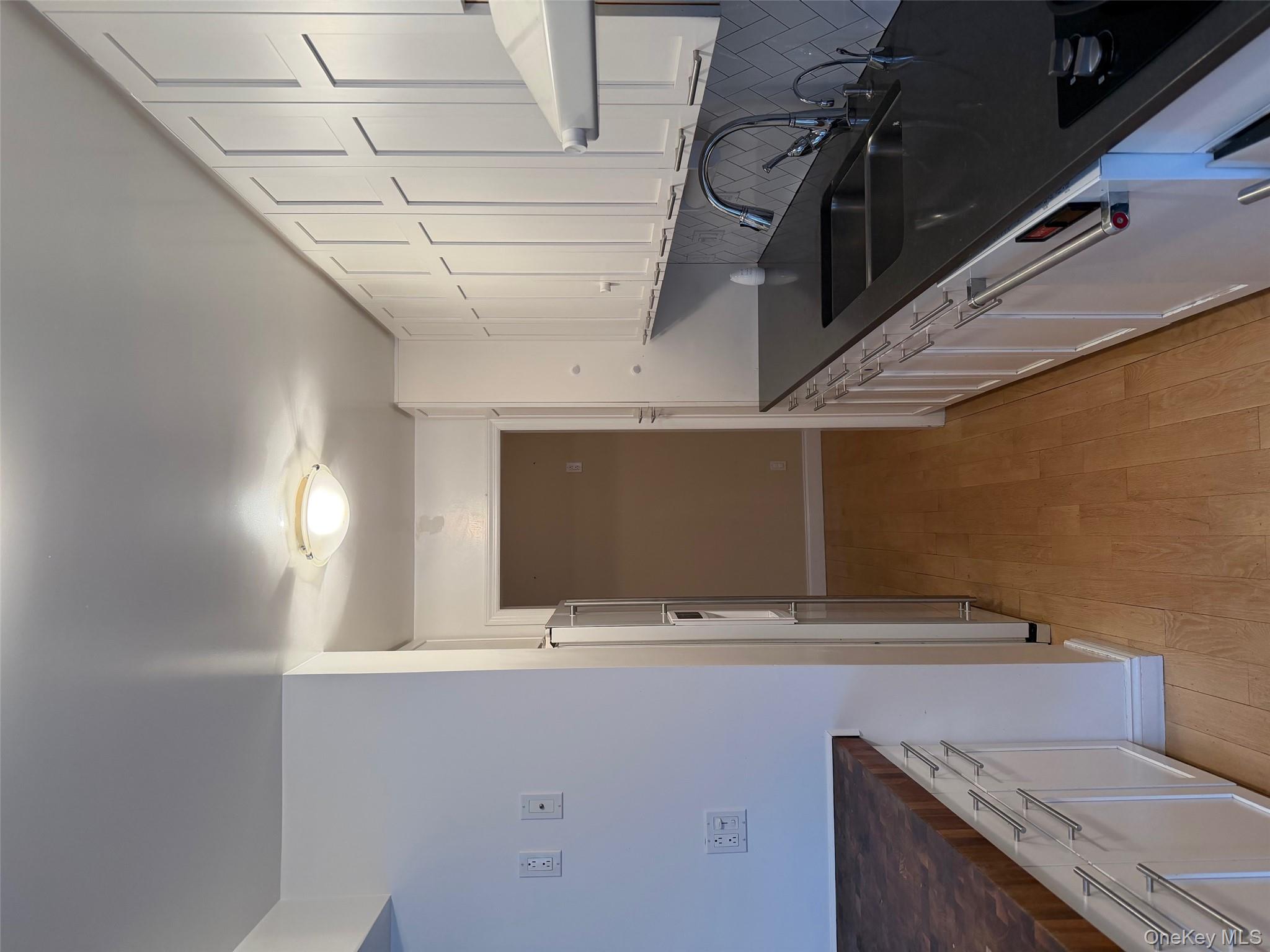 420 E 51st Street # 8DE, New York (Manhattan), NY 10022