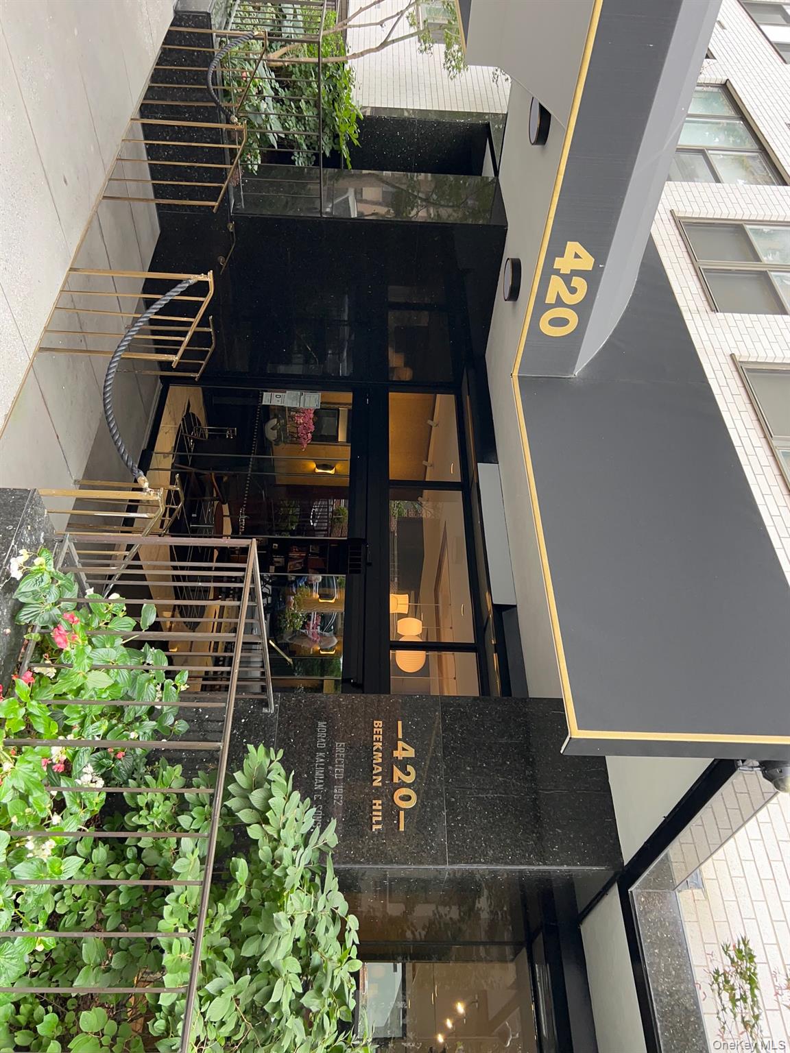 420 E 51st Street # 8DE, New York (Manhattan), NY 10022