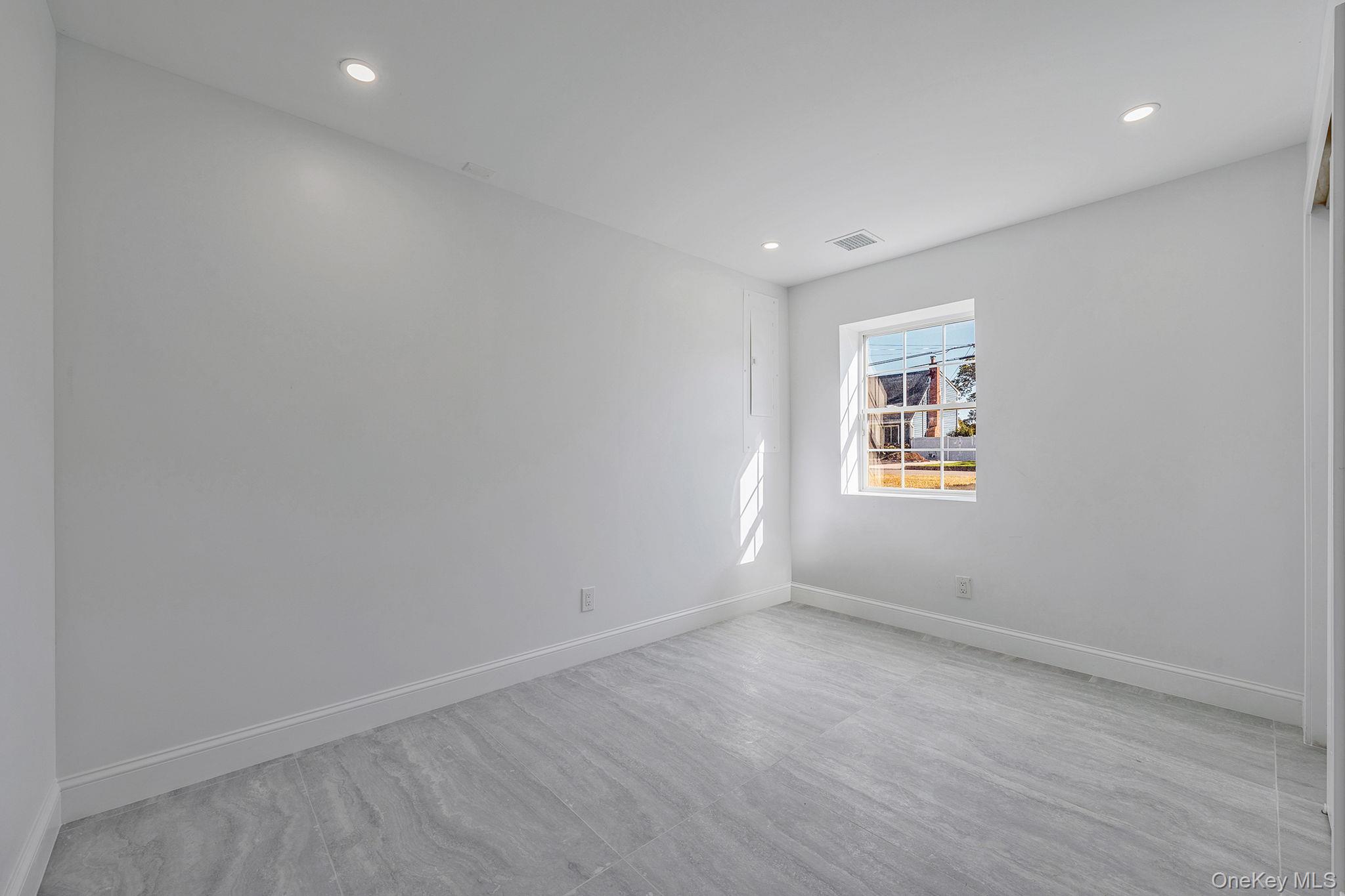 31 Harrison Drive, Shirley, NY 11967