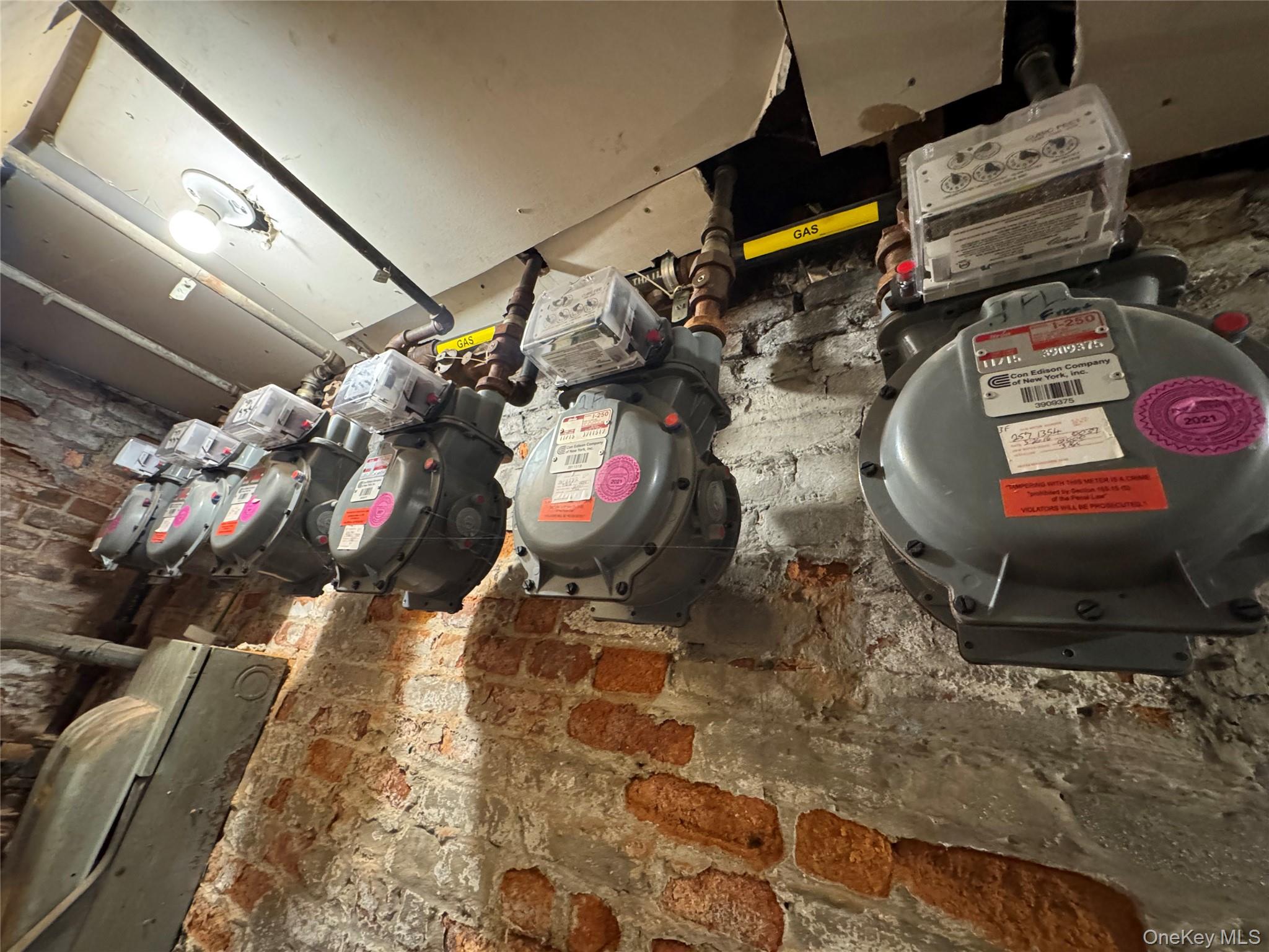 1140 Metcalf Avenue, Bronx, NY 10472