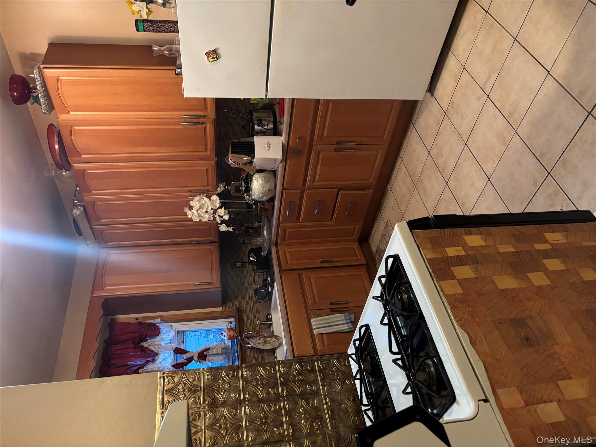 138-41 102nd Avenue, Jamaica, NY 11435