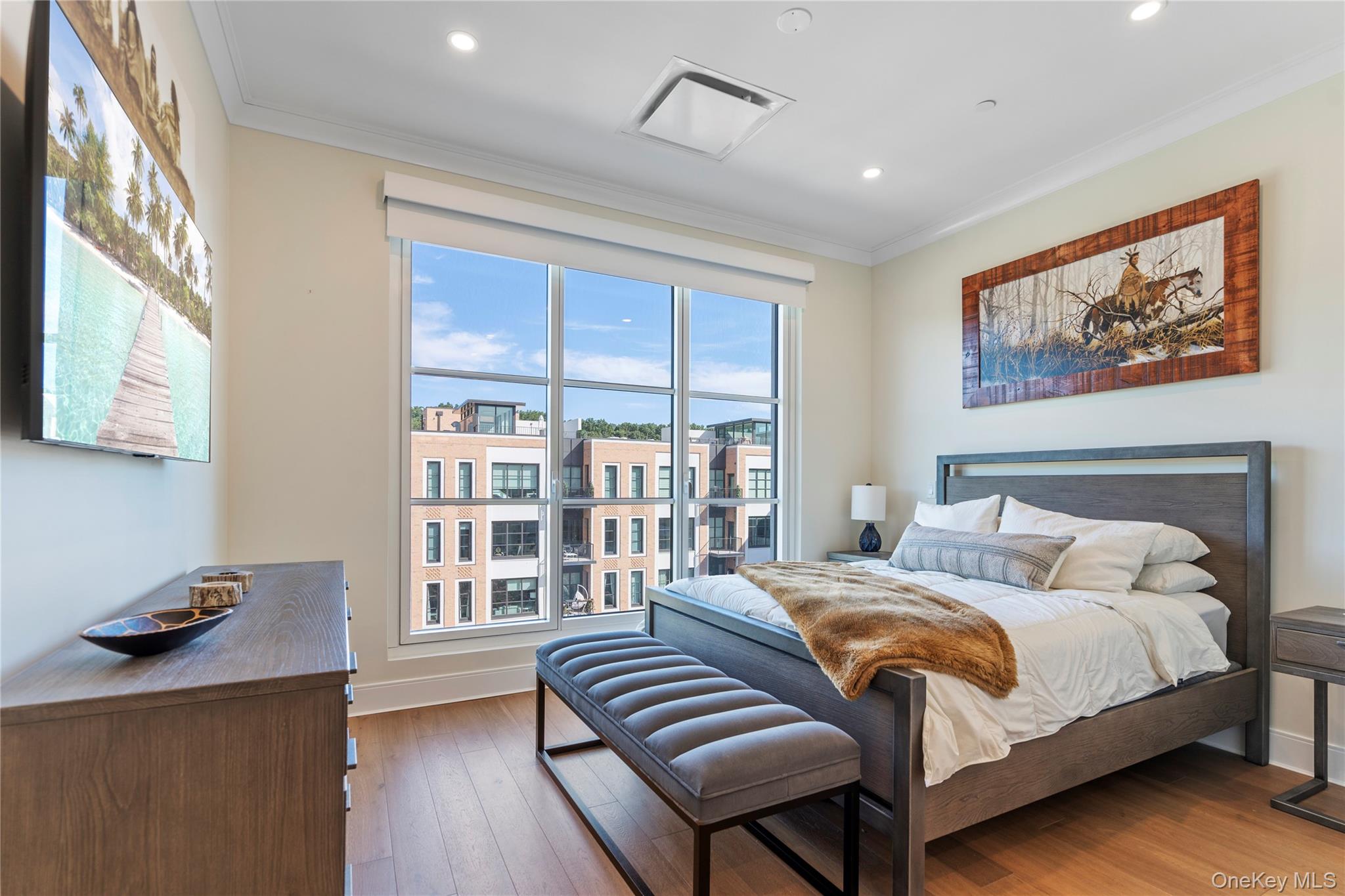 100 Garvies Point Road # 1309, Glen Cove, NY 11542