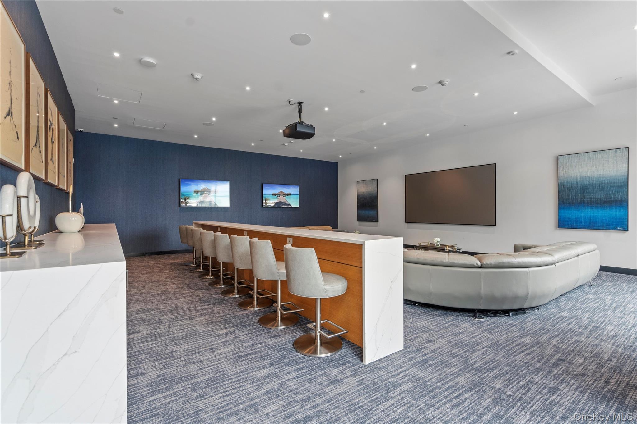 100 Garvies Point Road # 1309, Glen Cove, NY 11542