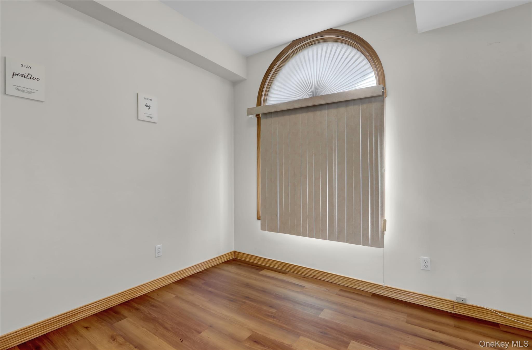 600 Plainview Road, Plainview, NY 11803