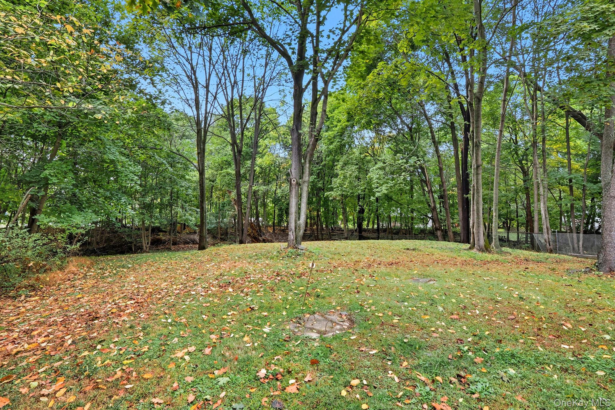 8 Walker Road, Poughkeepsie, NY 12603