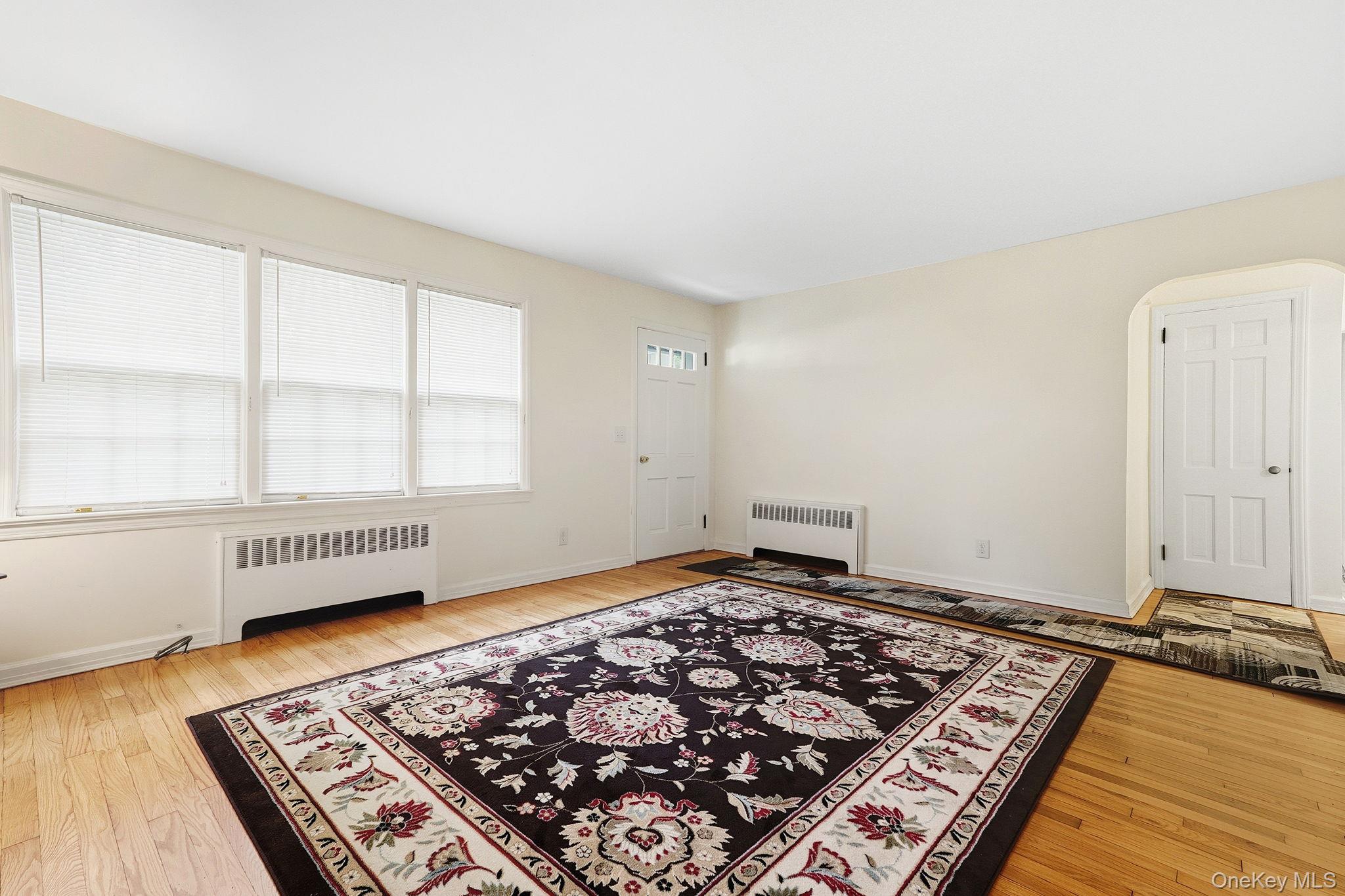 8 Walker Road, Poughkeepsie, NY 12603