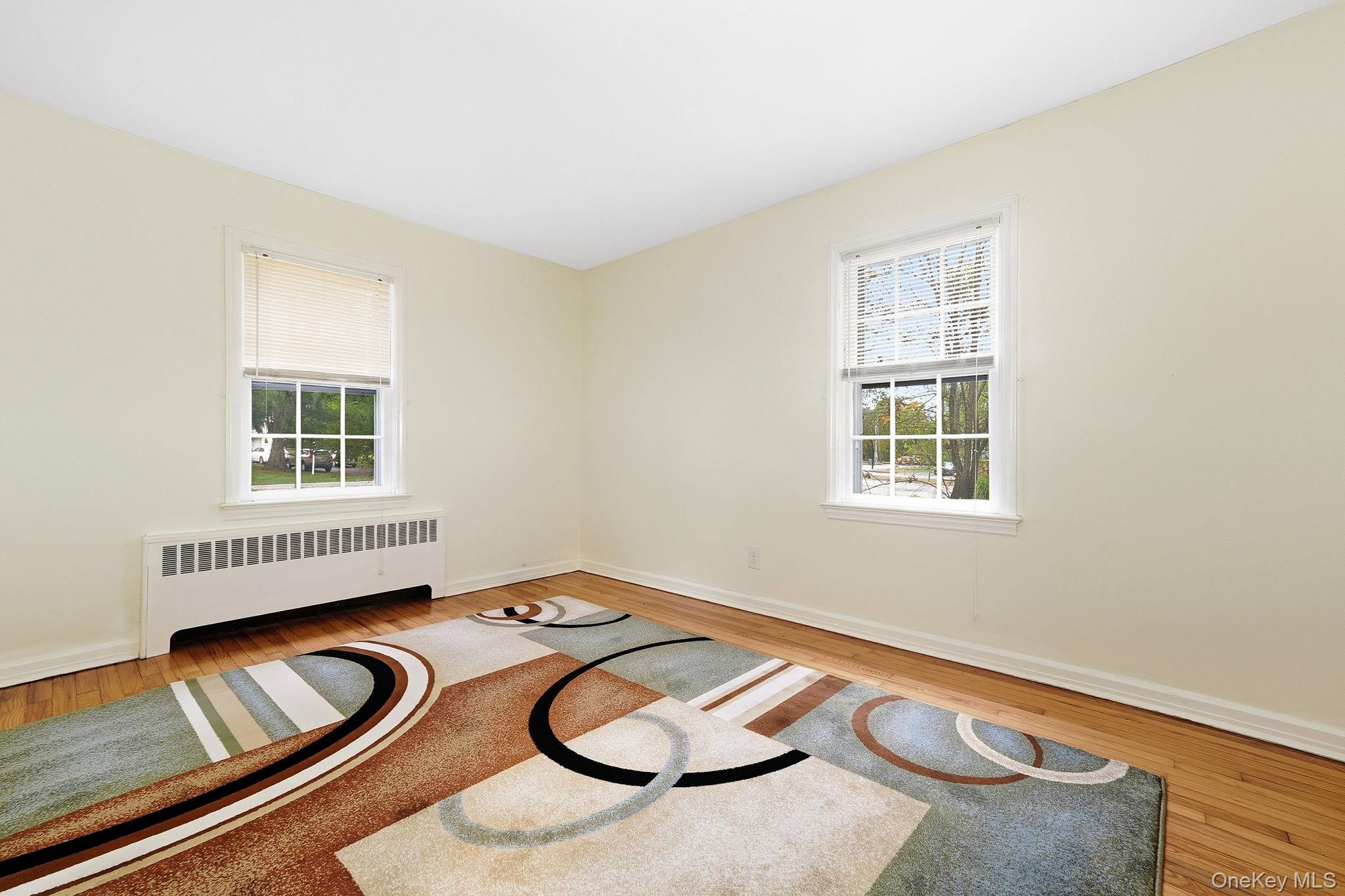 8 Walker Road, Poughkeepsie, NY 12603