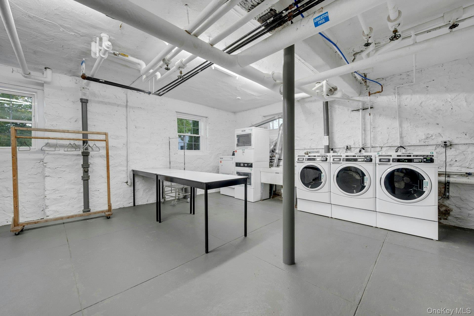 83 N Broadway # 1F, White Plains, NY 10603