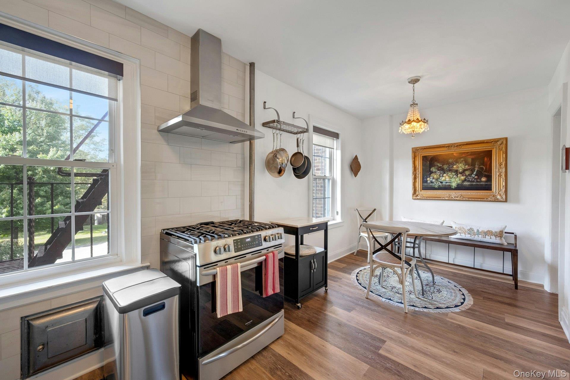 83 N Broadway # 1F, White Plains, NY 10603