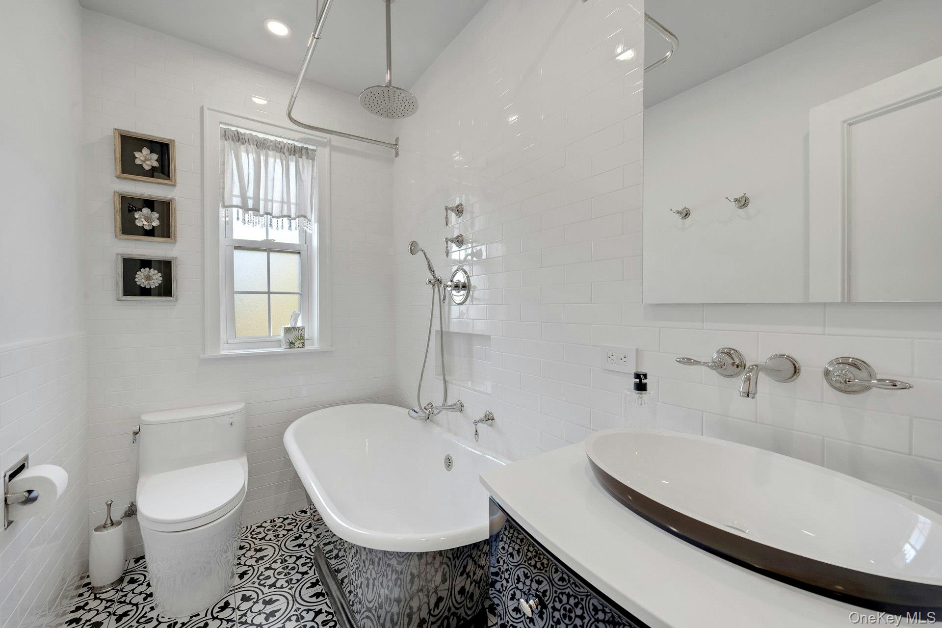 83 N Broadway # 1F, White Plains, NY 10603