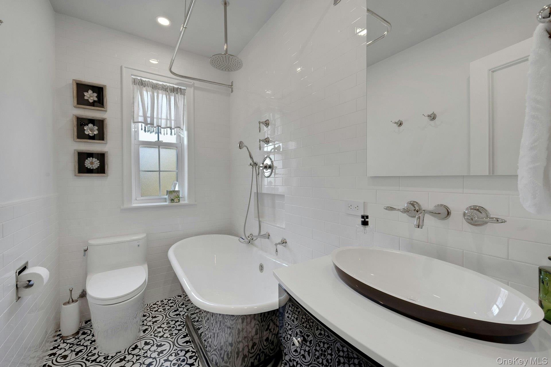 83 N Broadway # 1F, White Plains, NY 10603