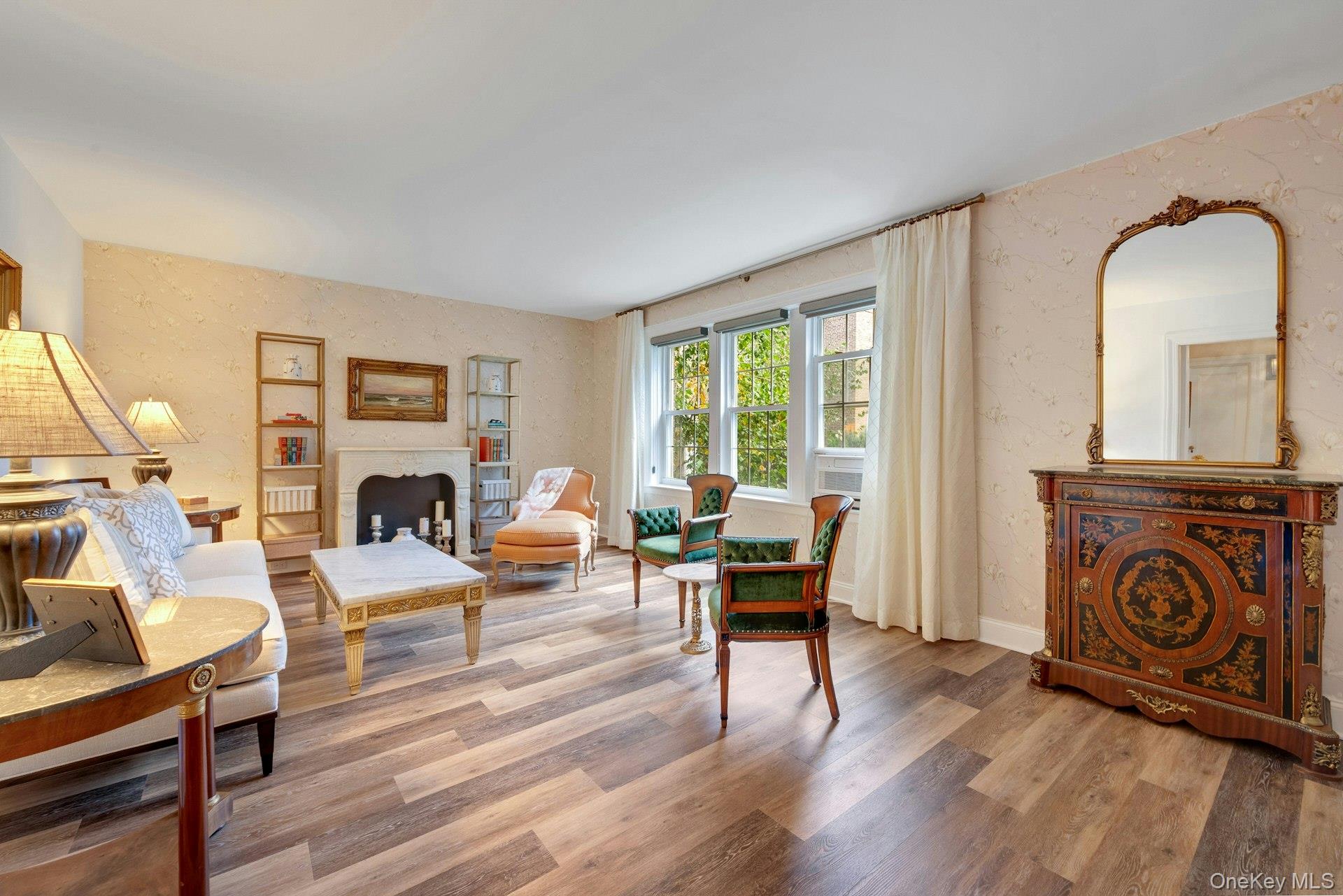 83 N Broadway # 1F, White Plains, NY 10603