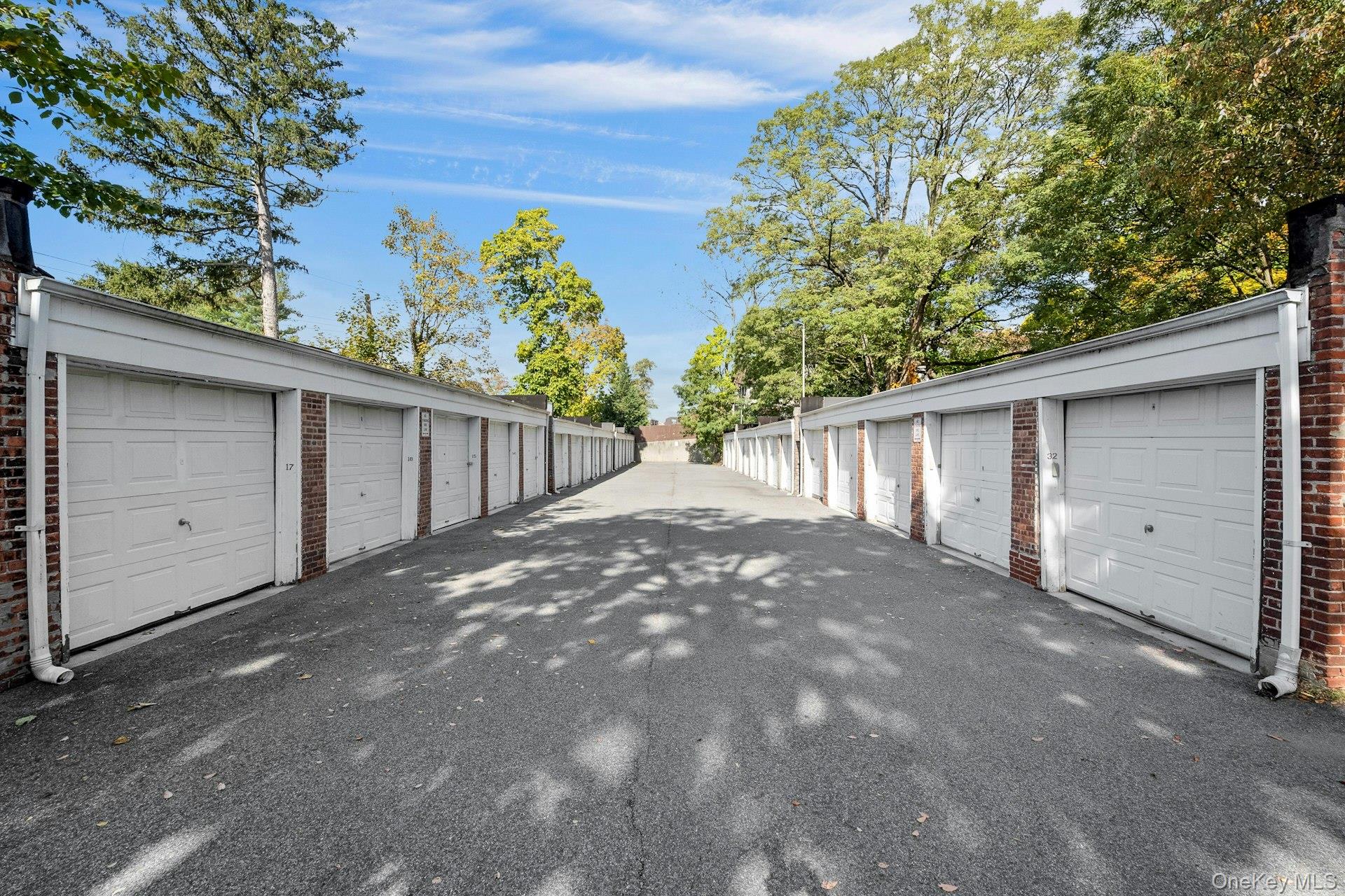 83 N Broadway # 1F, White Plains, NY 10603