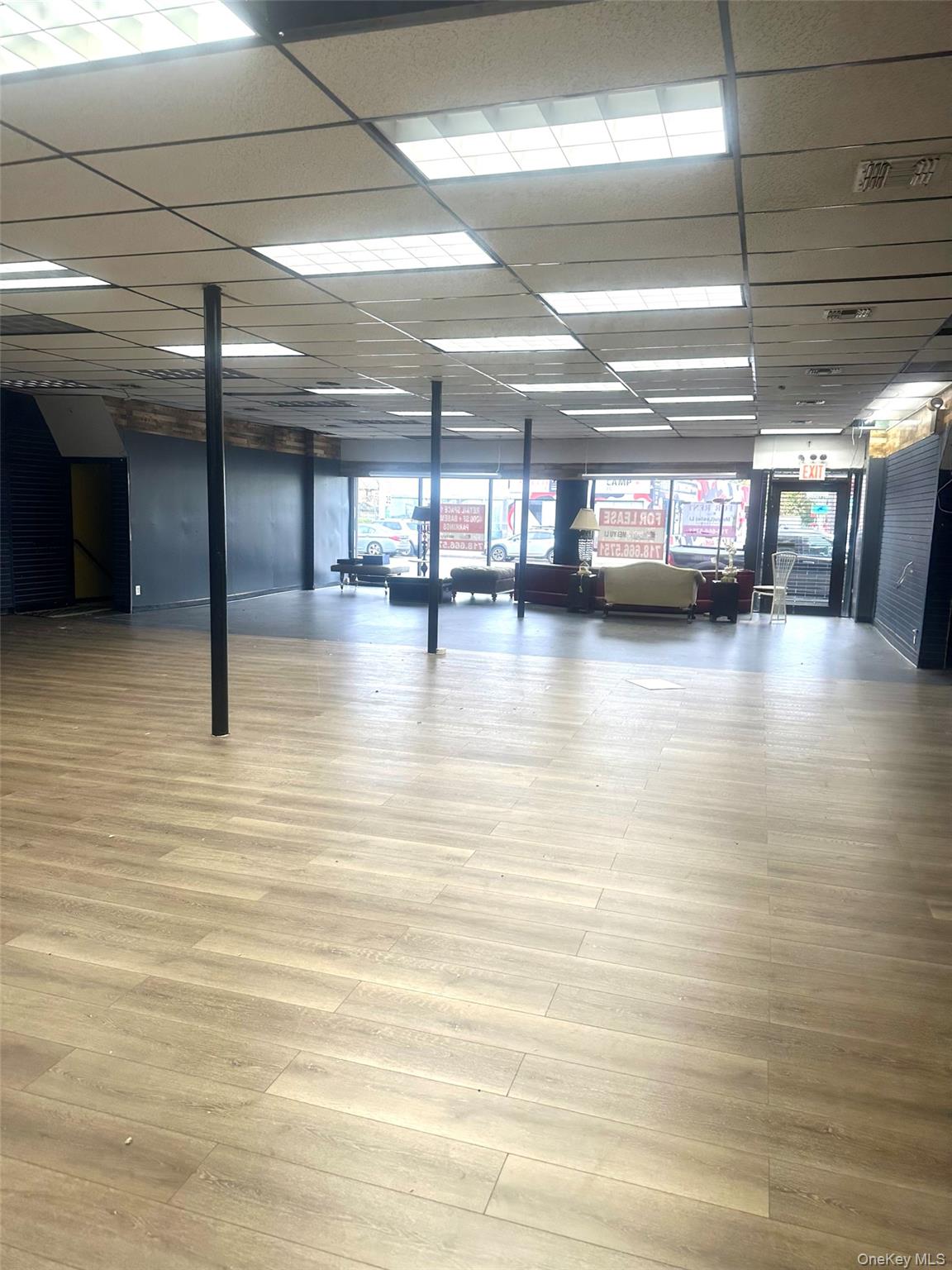 7 Northern Boulevard, Great Neck, NY 11021