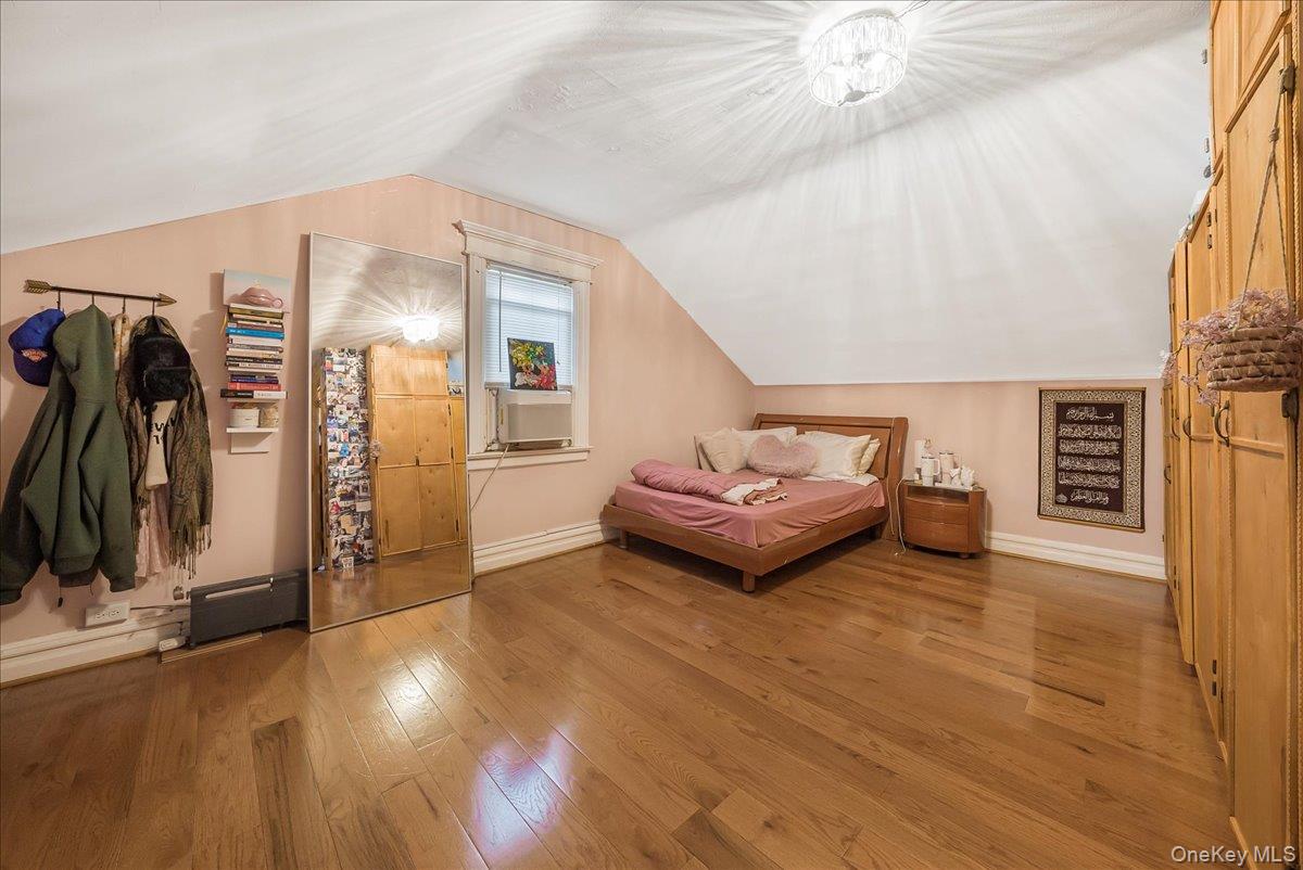 84-05 102nd Street, Richmond Hill, NY 11418