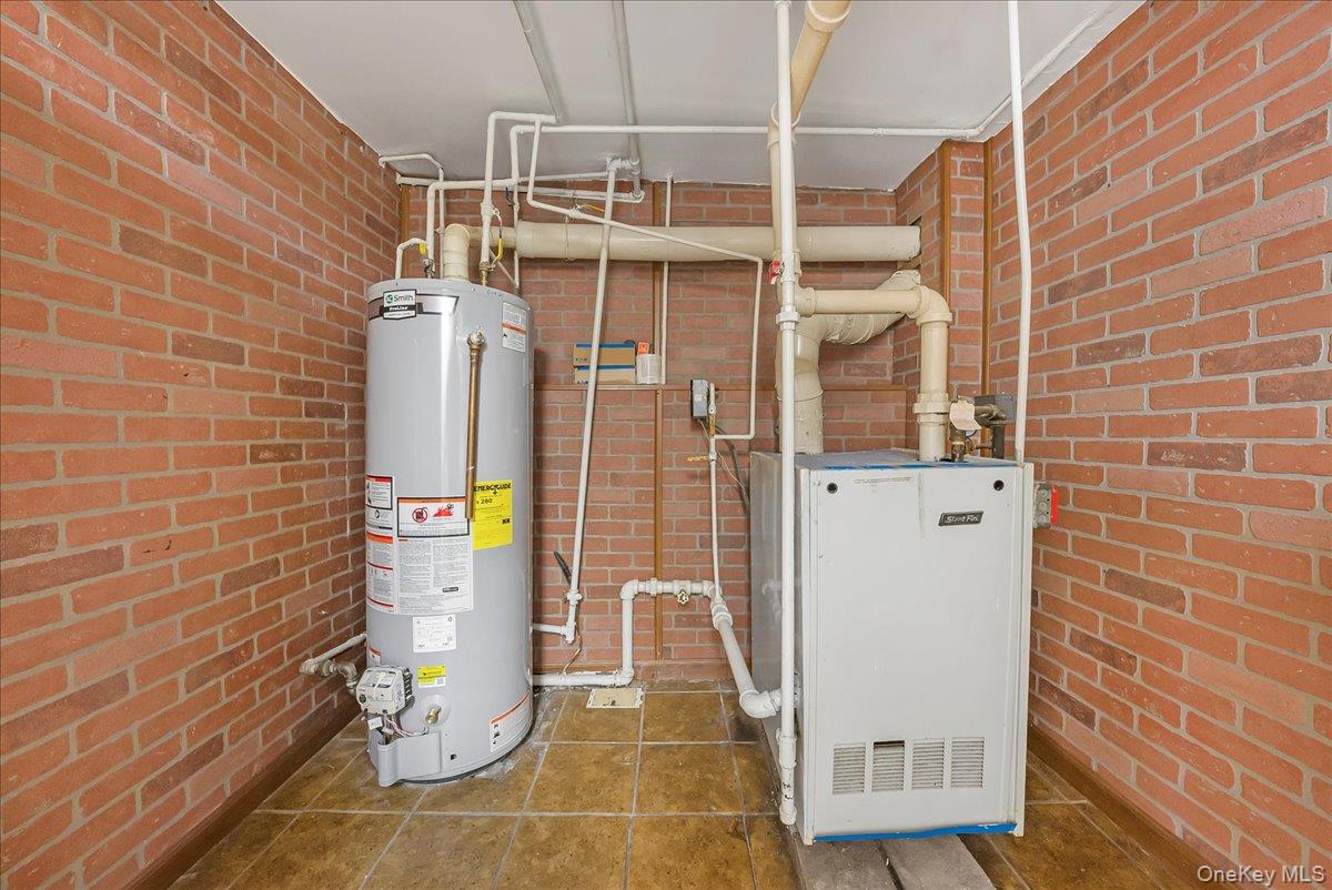 84-05 102nd Street, Richmond Hill, NY 11418